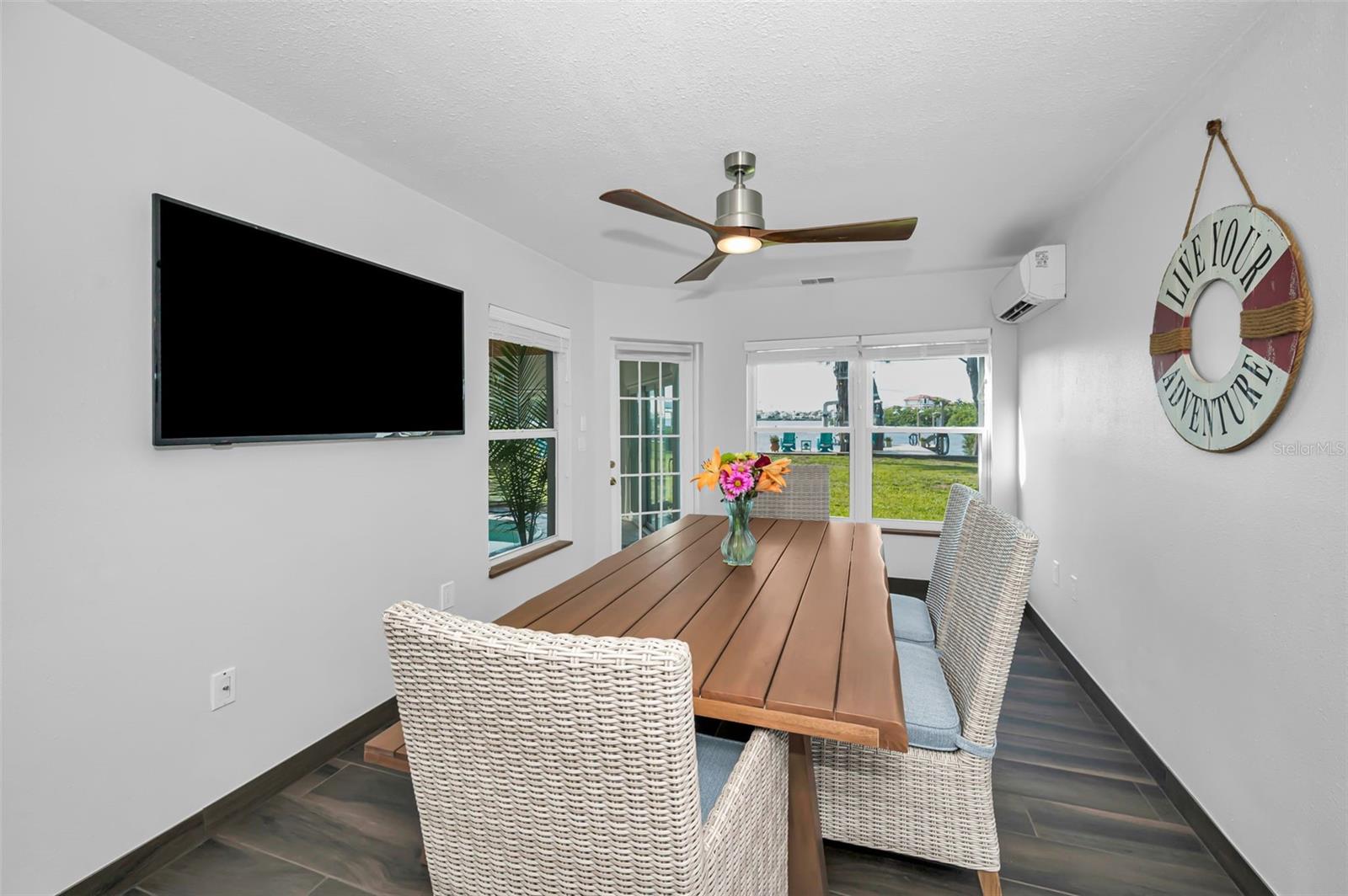 1626 SEA BREEZE DR — photo 26