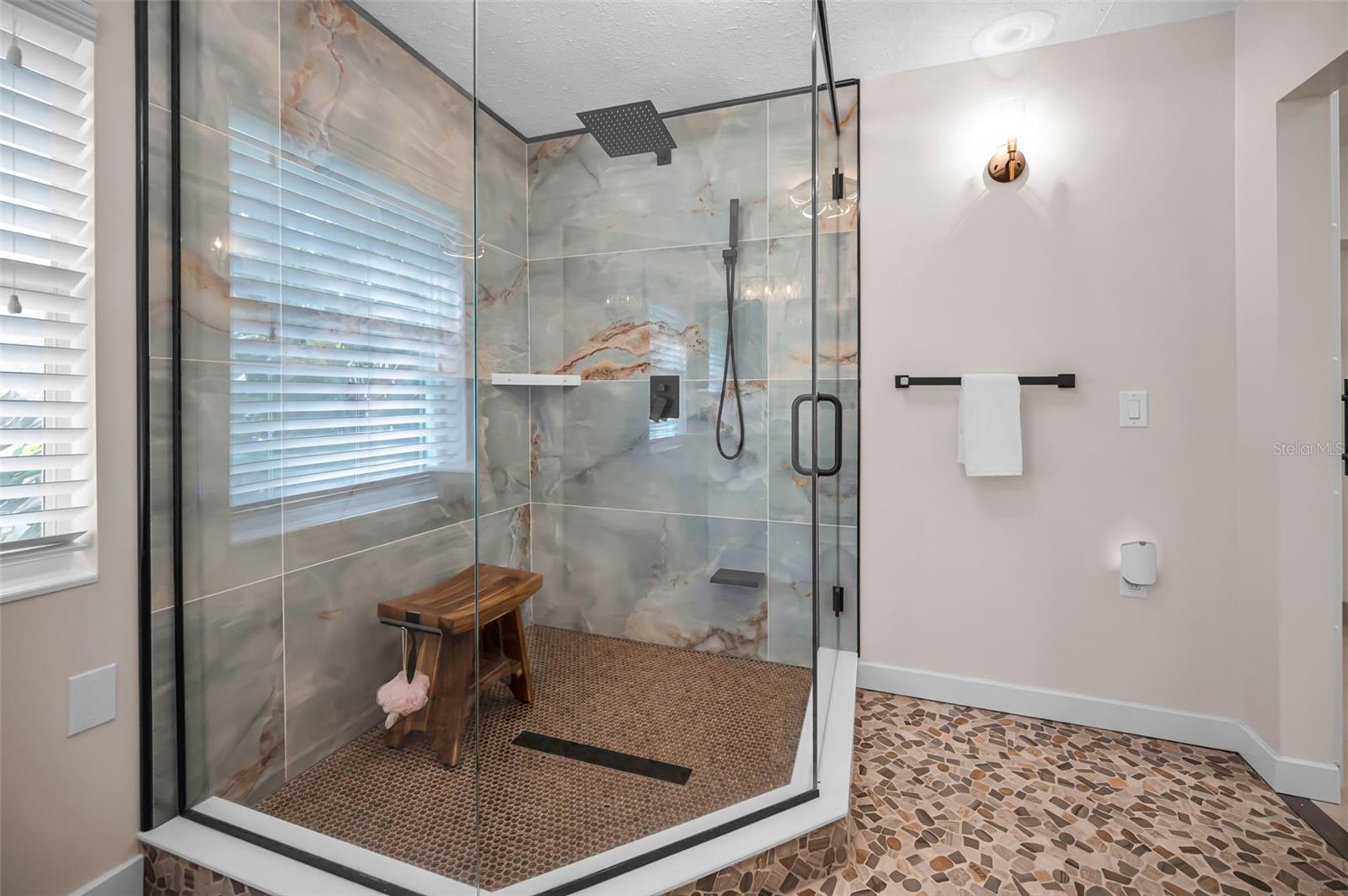 1626 SEA BREEZE DR — photo 44
