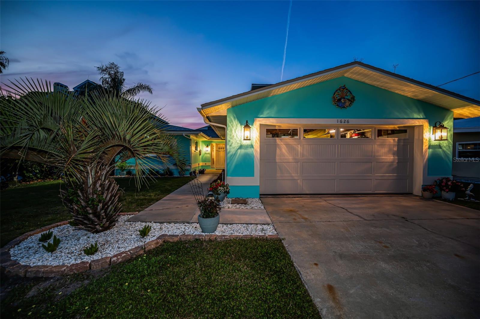 1626 SEA BREEZE DR — photo 14