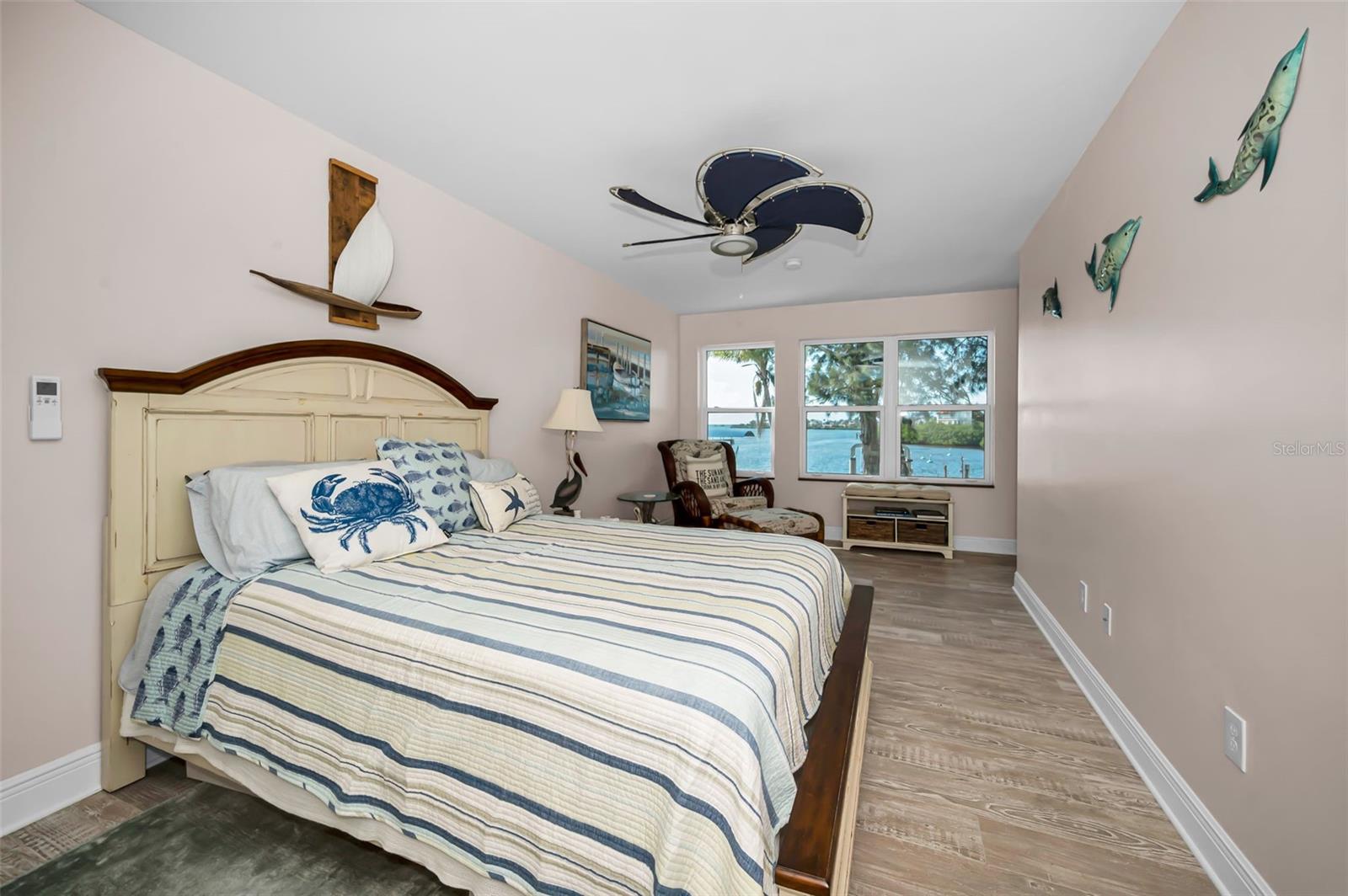 1626 SEA BREEZE DR — photo 48