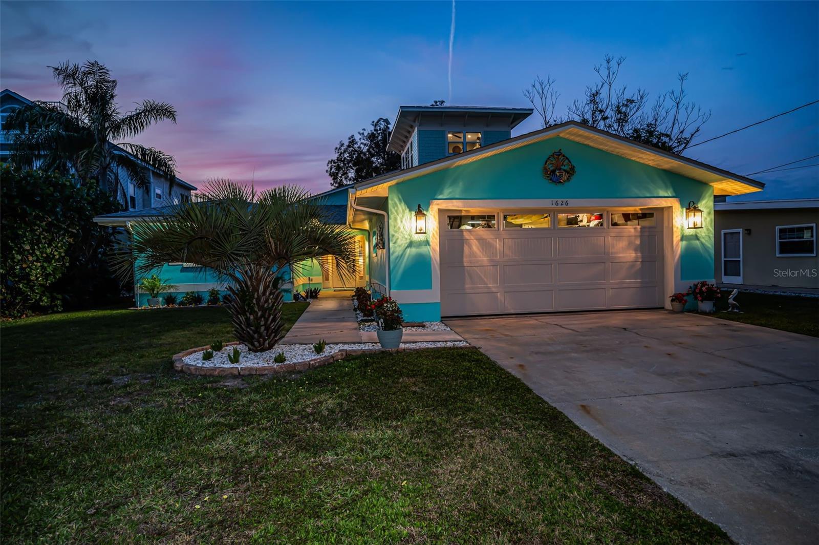 1626 SEA BREEZE DR — photo 13