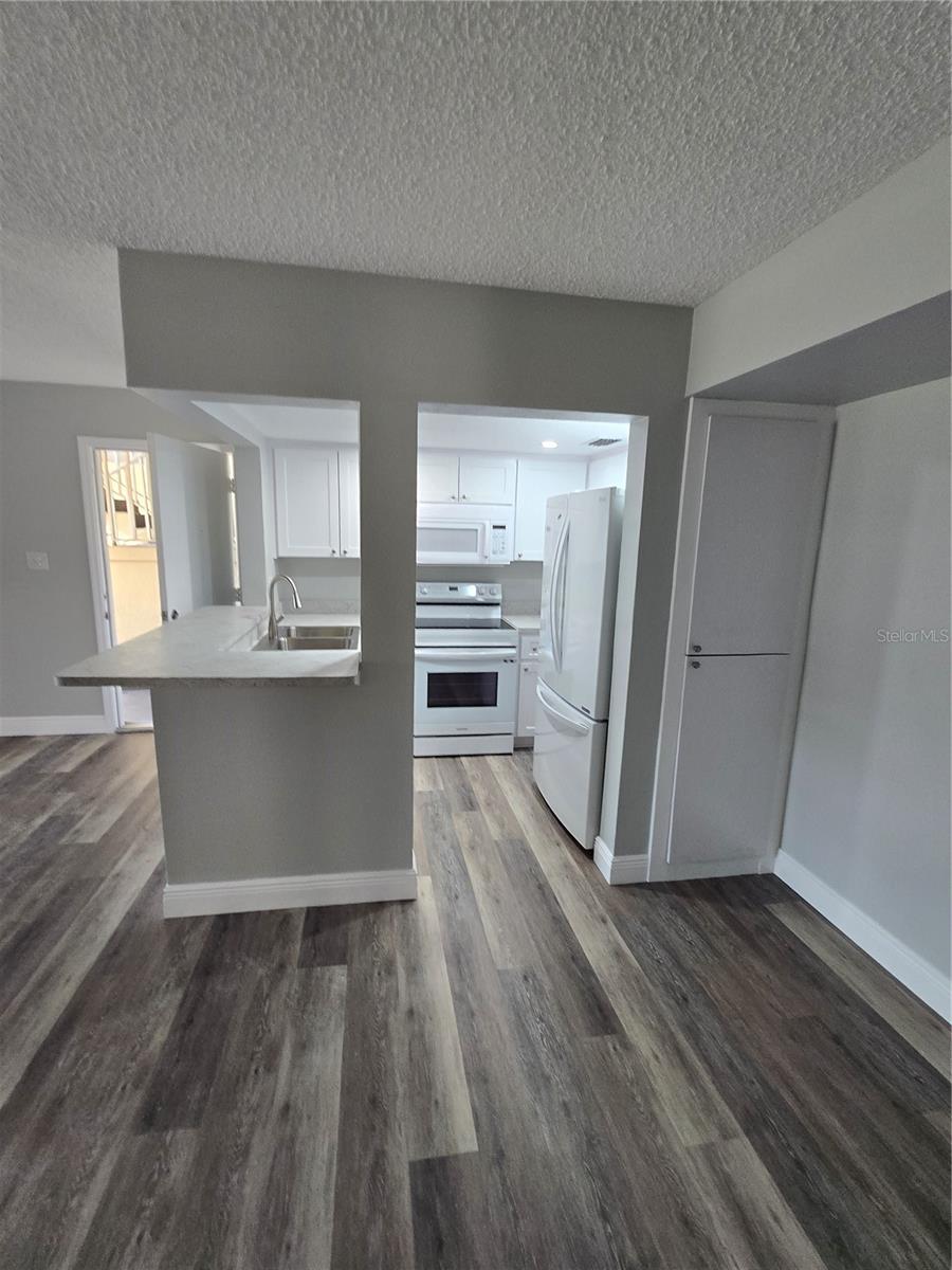 4600 MARINE PKWY #107 — photo 4