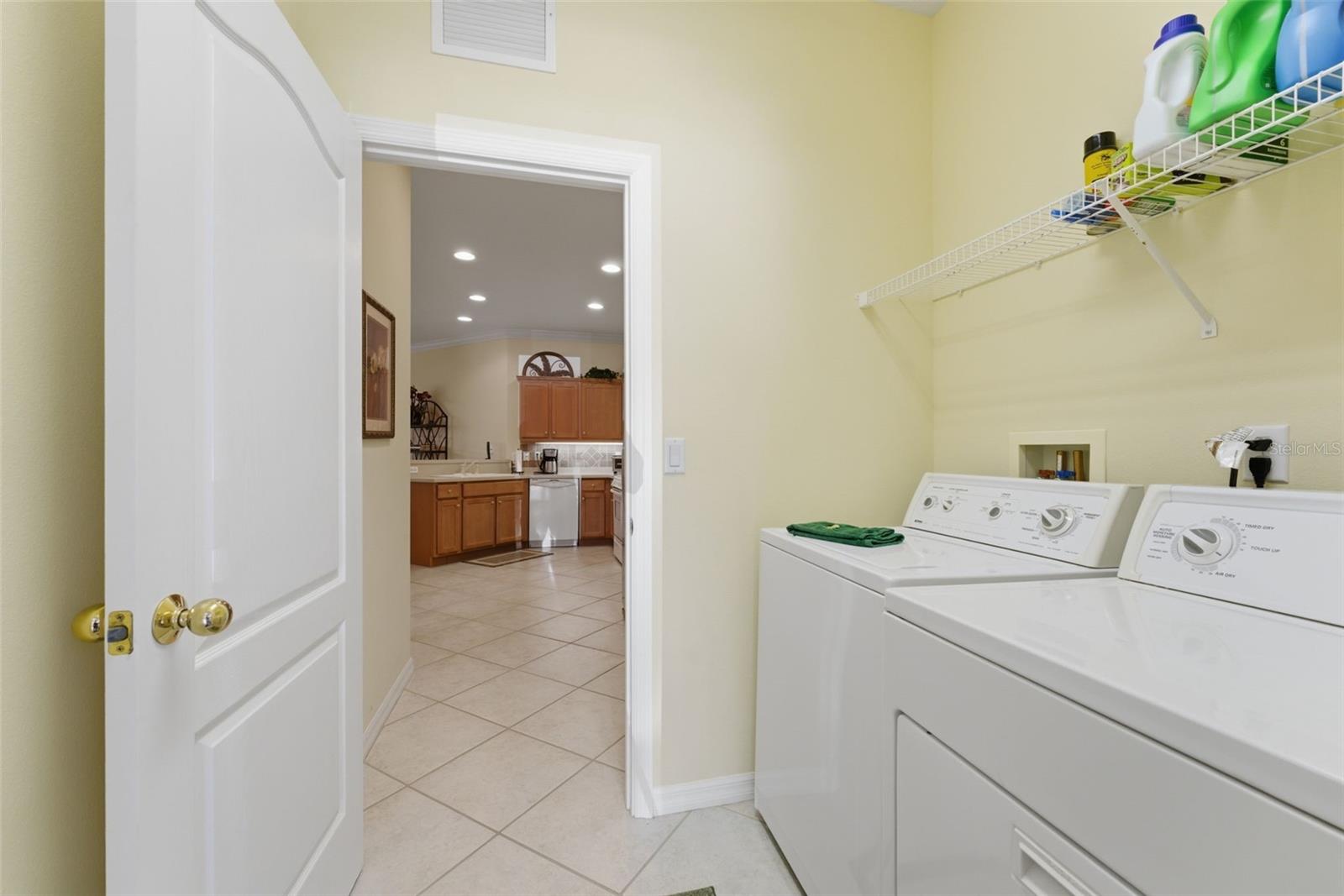 4924 WHISPERING OAKS DR — photo 21