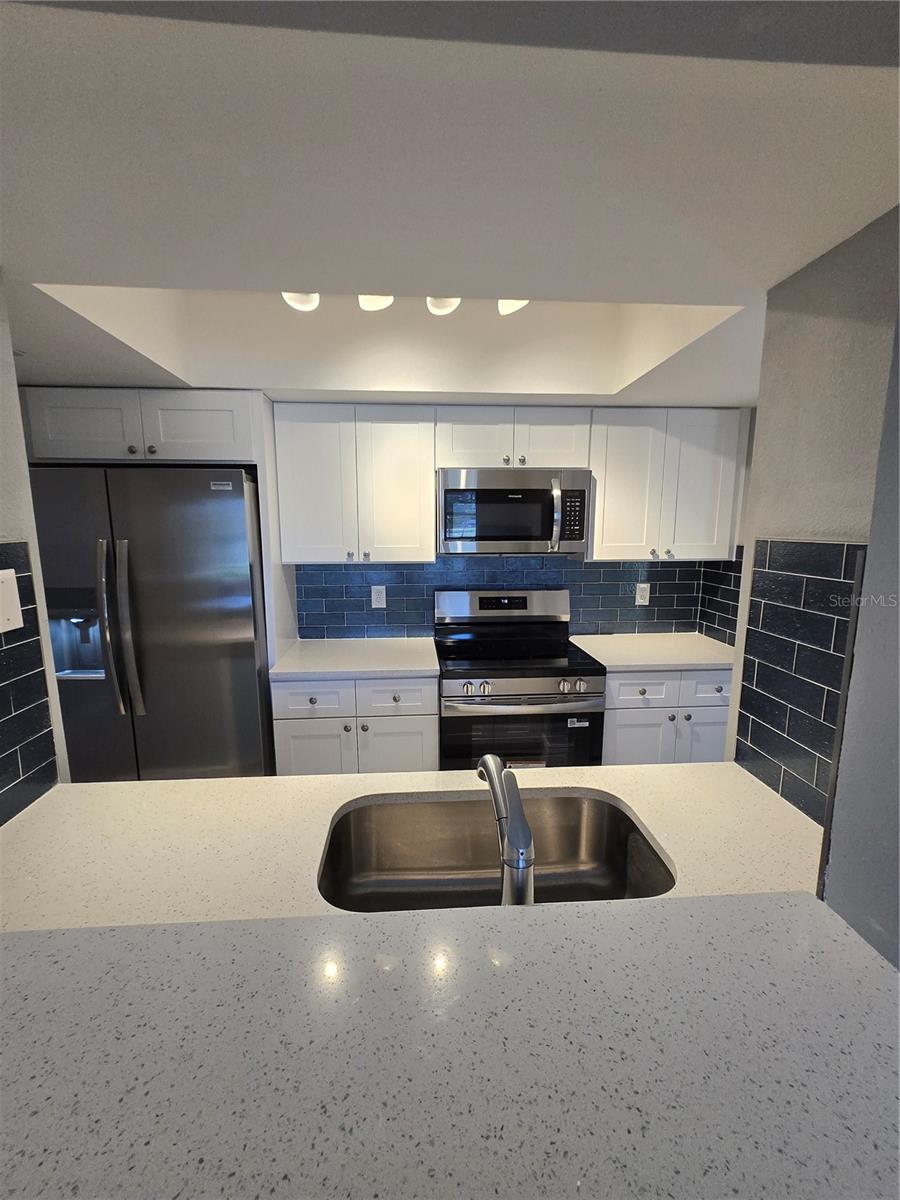 4836 ONYX LN #B — photo 5