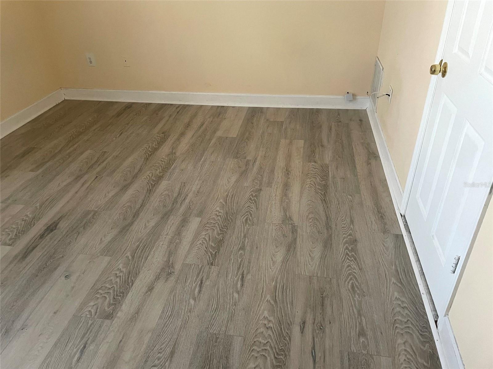 1720 ARABIAN LN — photo 32
