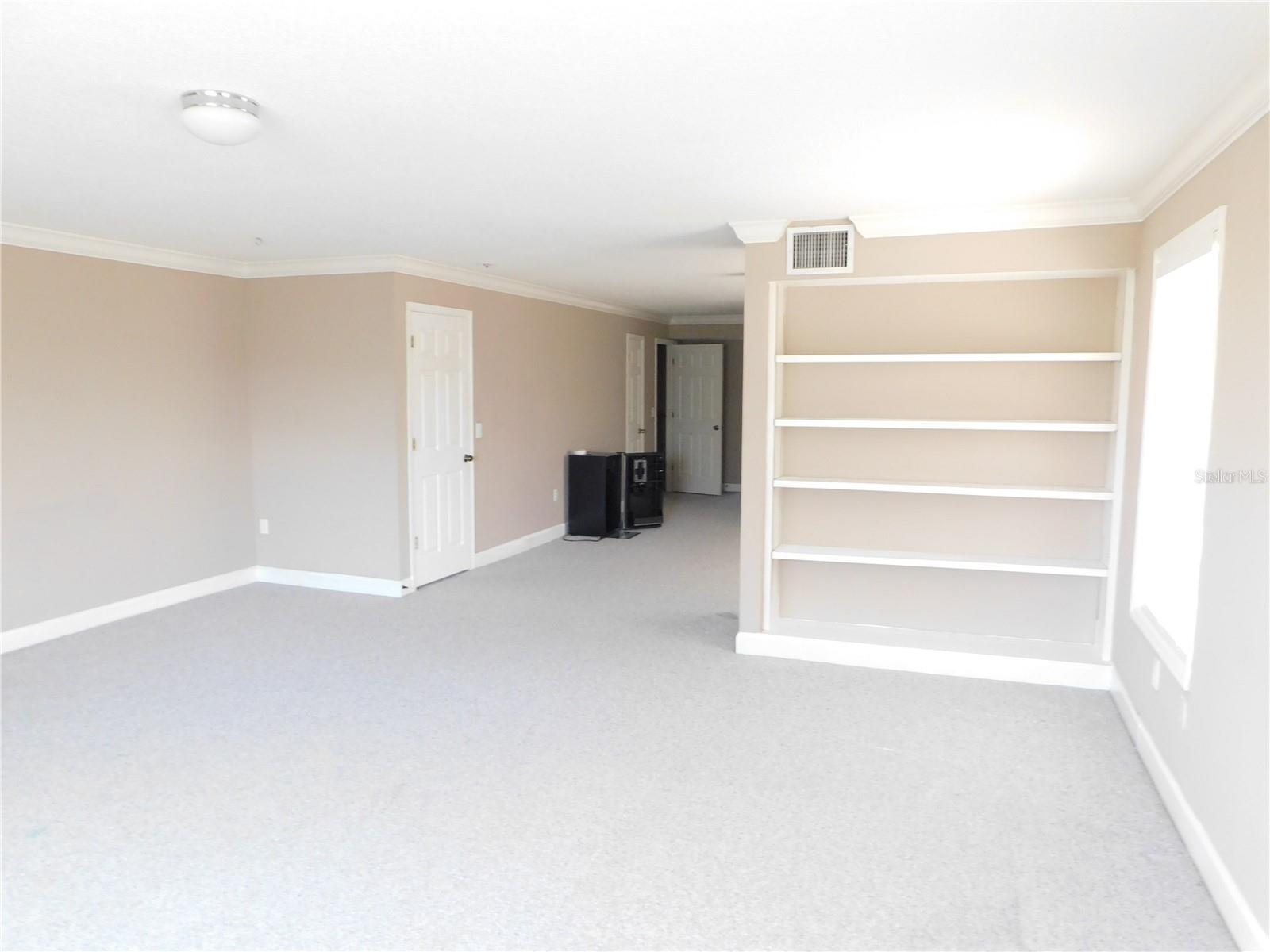 1720 ARABIAN LN — photo 35