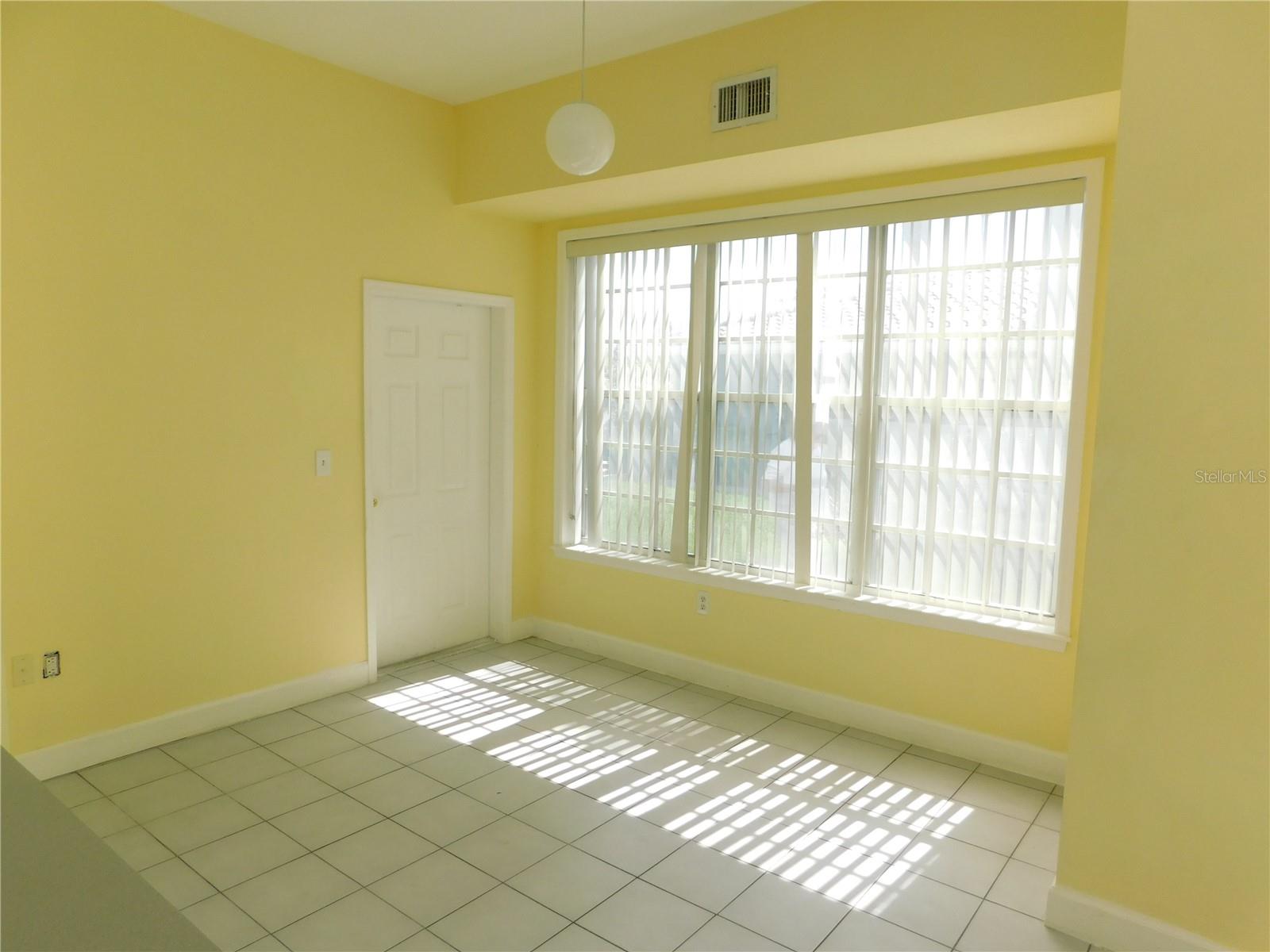 1720 ARABIAN LN — photo 13