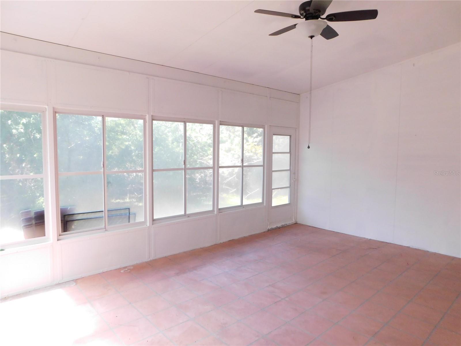 1720 ARABIAN LN — photo 19