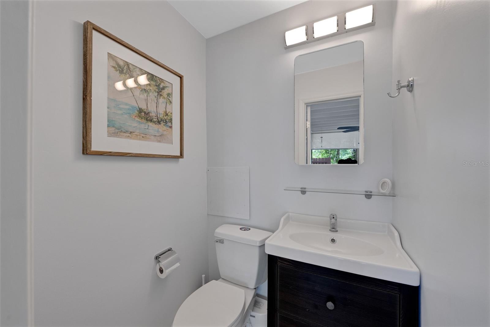 1415 S SCHOOL AVE — photo 16
