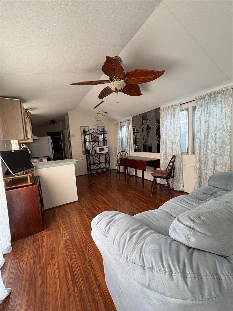 21027 LAZY DAYS CIR — photo 7