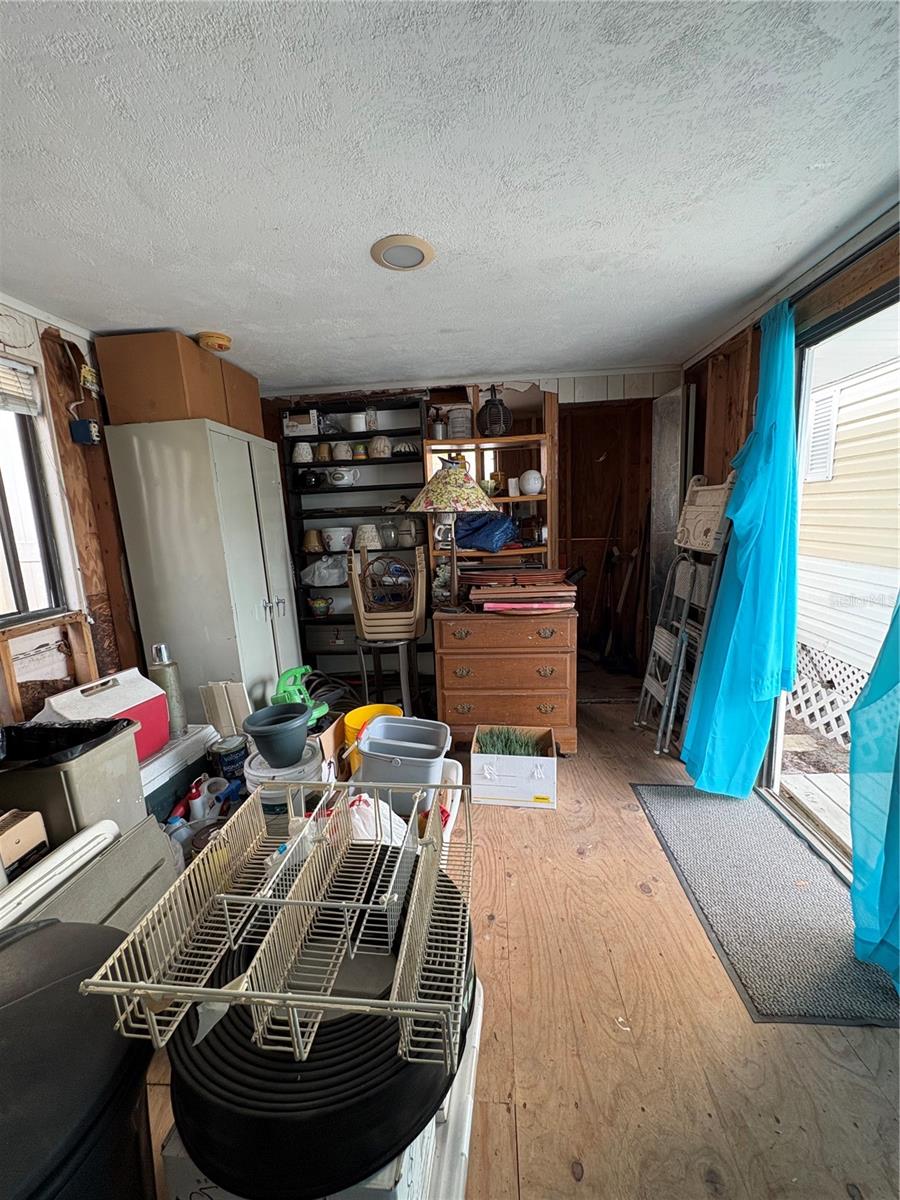 21027 LAZY DAYS CIR — photo 10