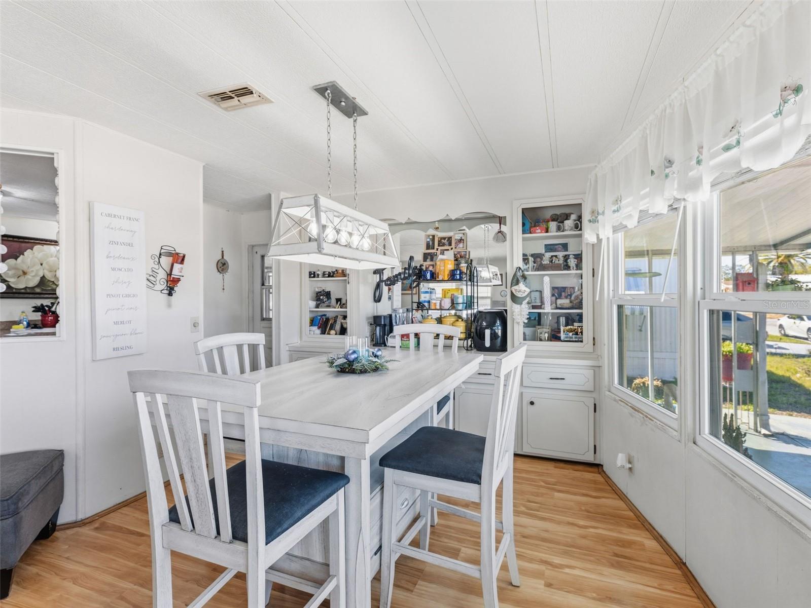 7402 CASCADE DR — photo 10
