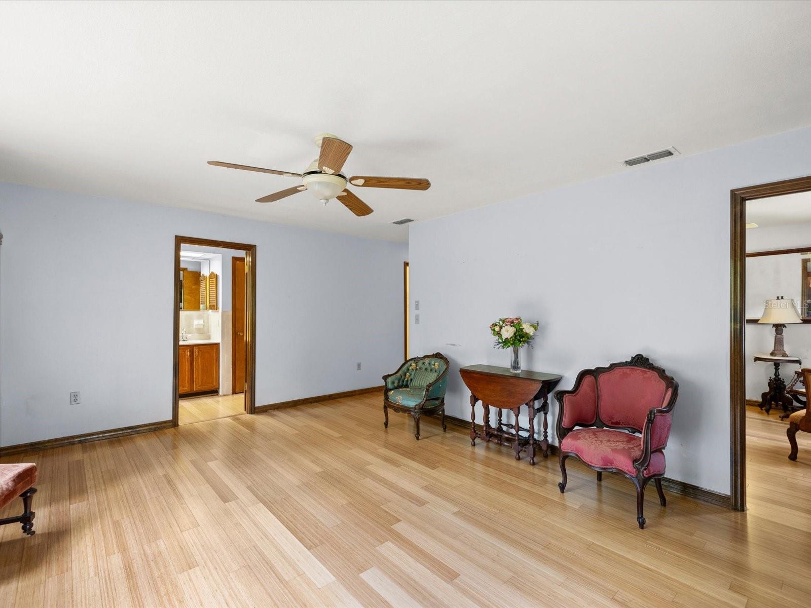 10721 SKYHAWK DR — photo 35
