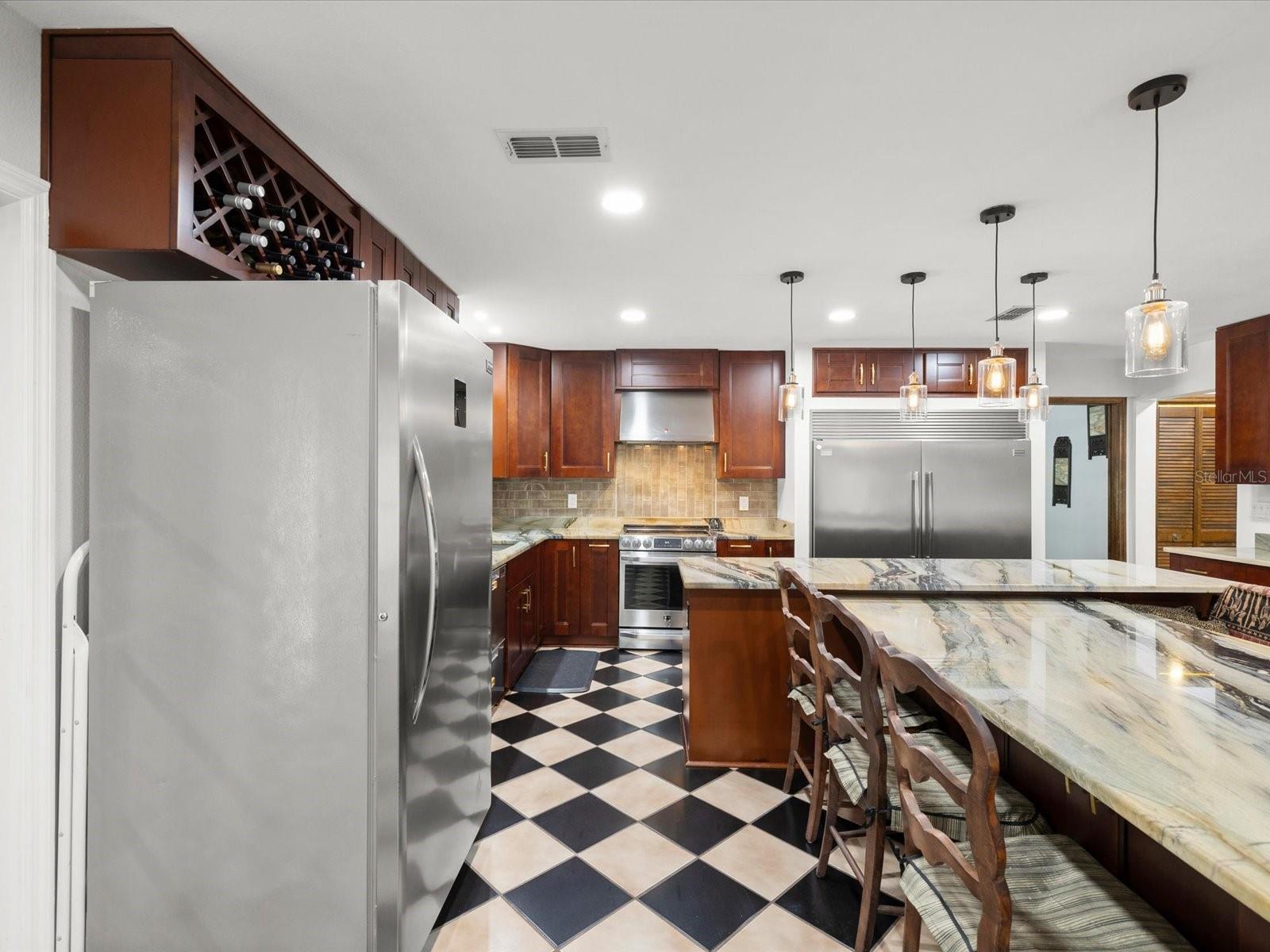 10721 SKYHAWK DR — photo 9