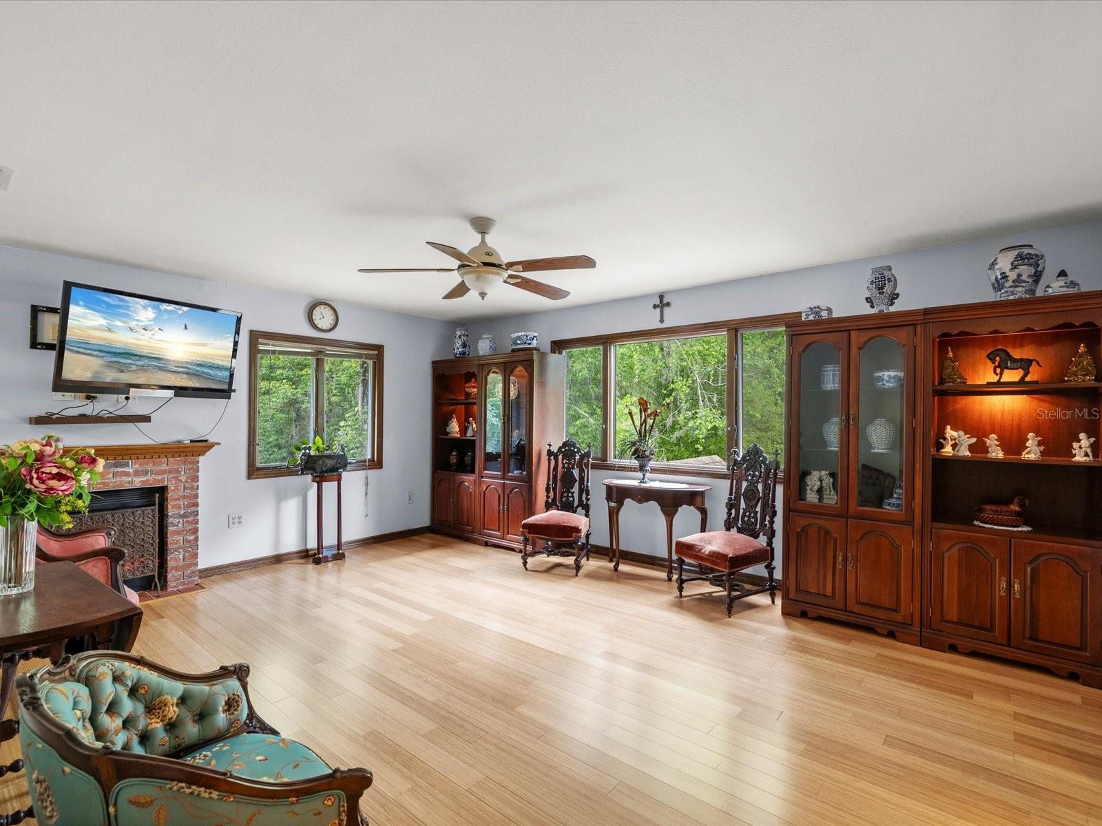 10721 SKYHAWK DR — photo 34