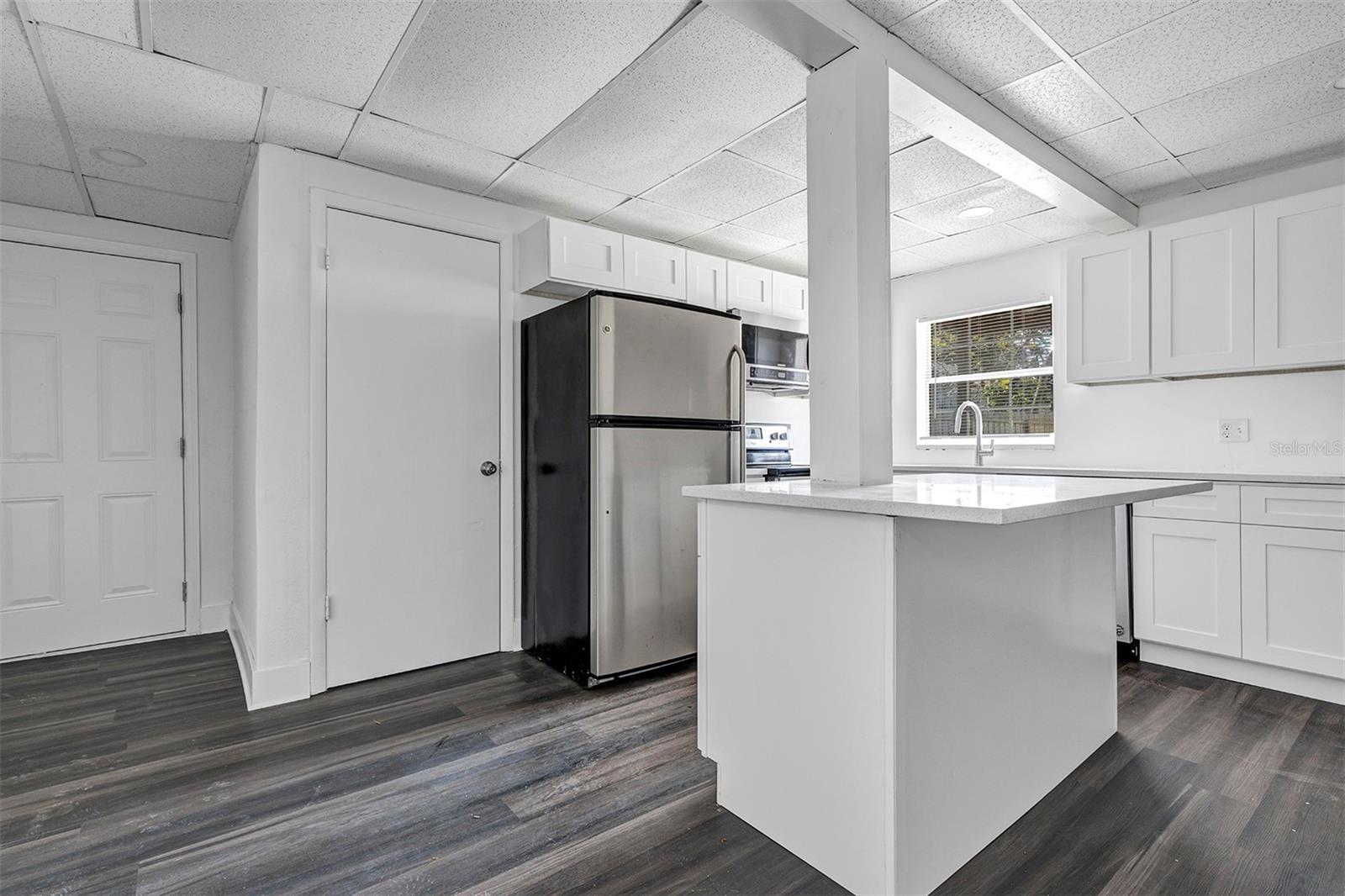 2027 30TH AVE N #Bottom unit — photo 7