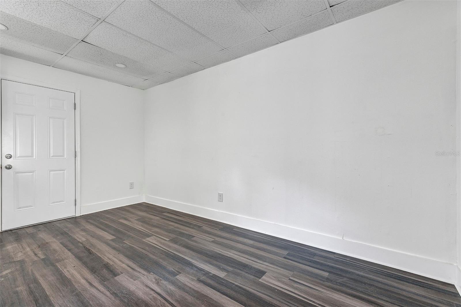 2027 30TH AVE N #Bottom unit — photo 13
