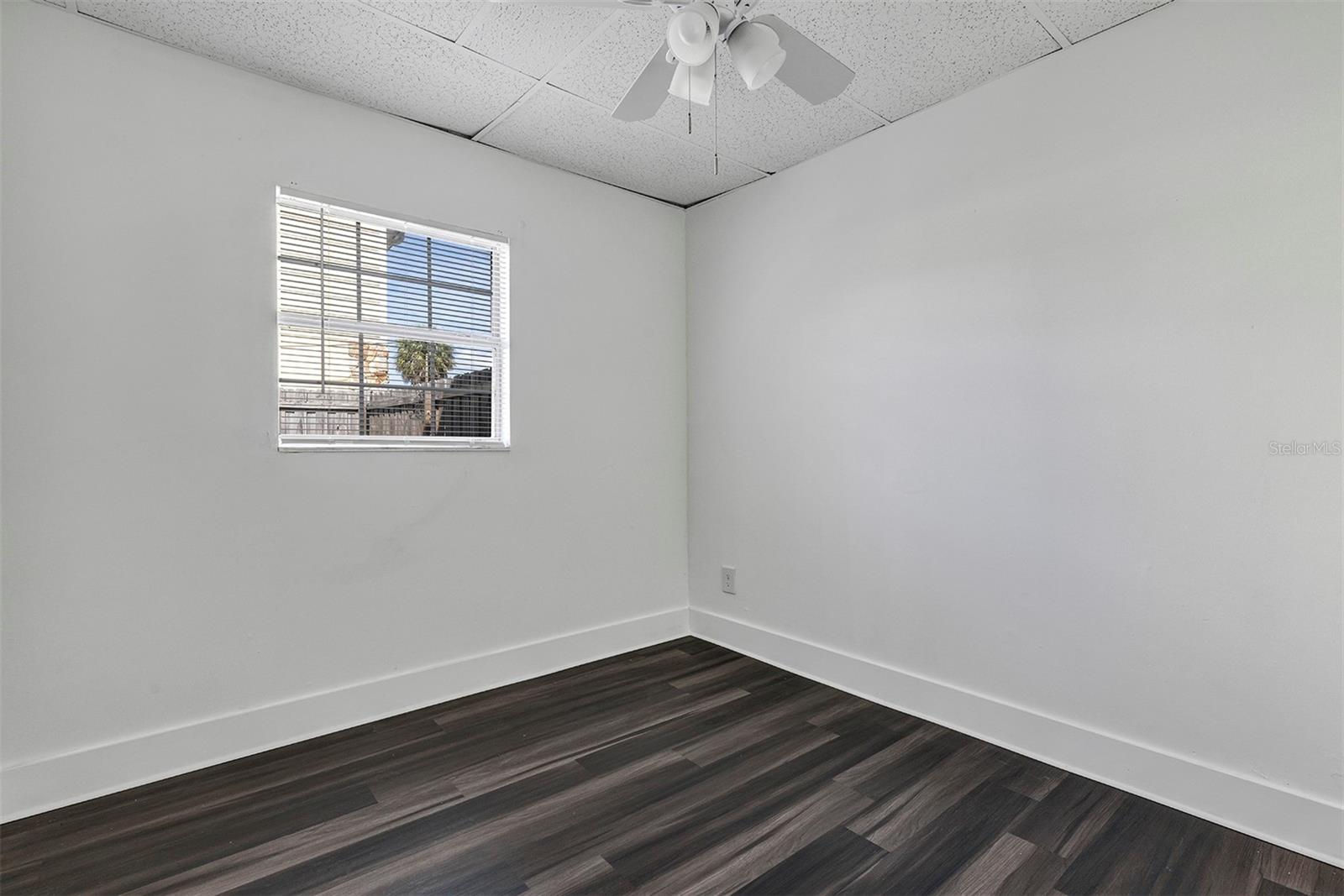 2027 30TH AVE N #Bottom unit — photo 20
