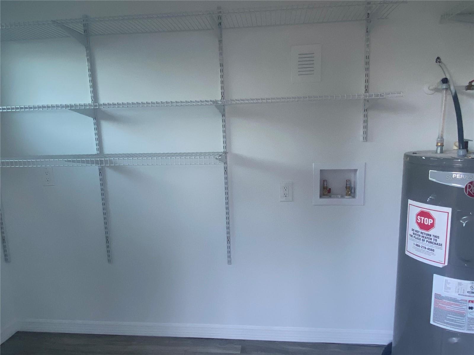 7020 BAYWOOD DR — photo 23