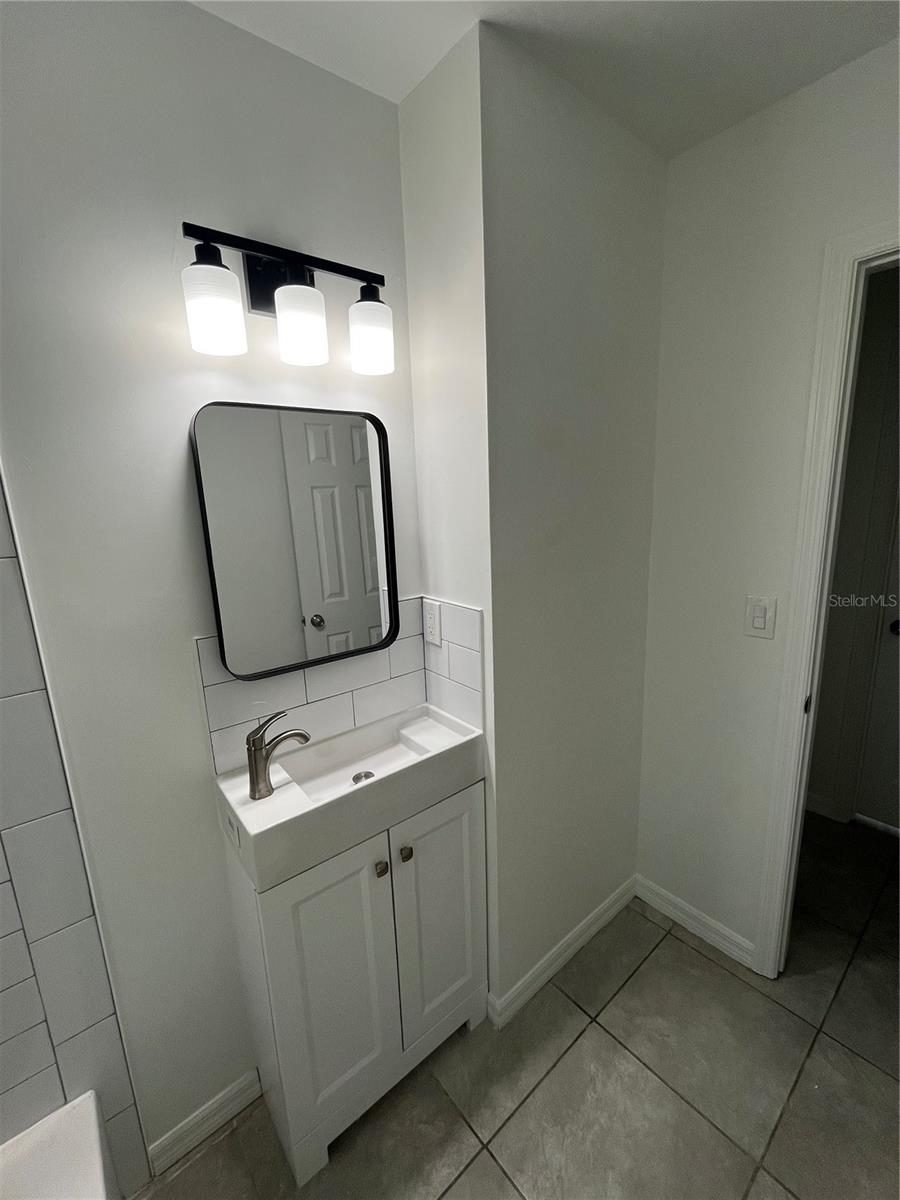 7020 BAYWOOD DR — photo 19