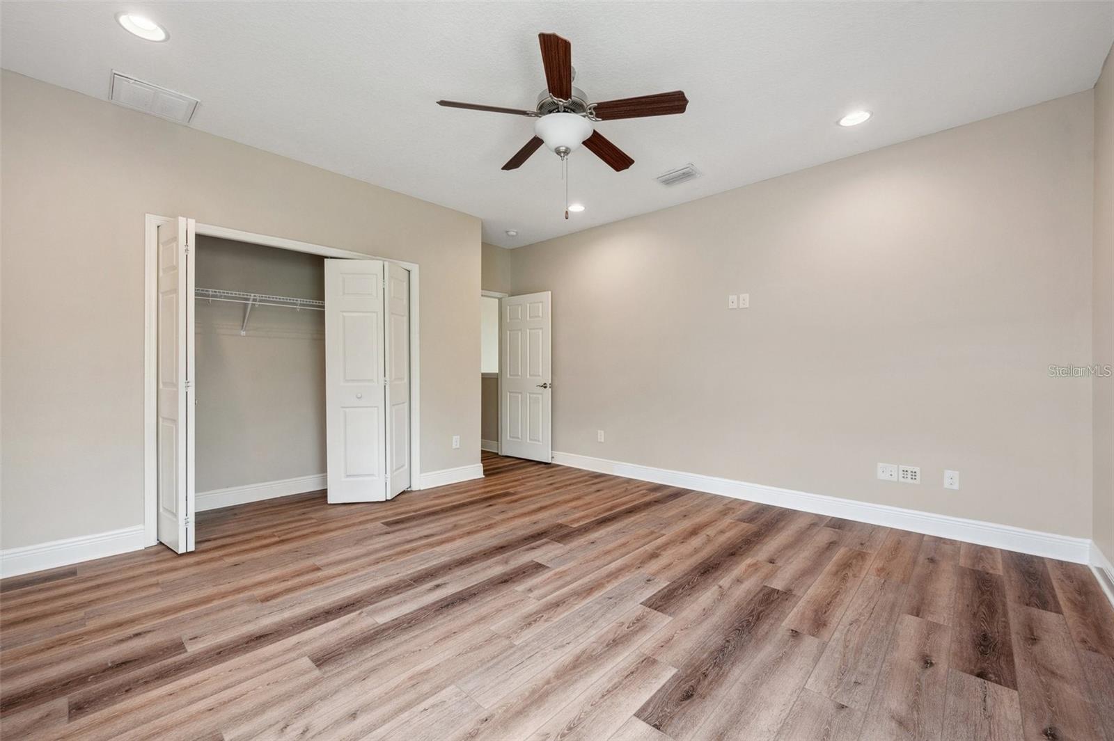 5117 LONGSPUR CT — photo 57