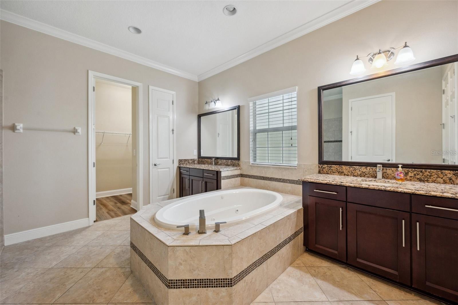 5117 LONGSPUR CT — photo 34
