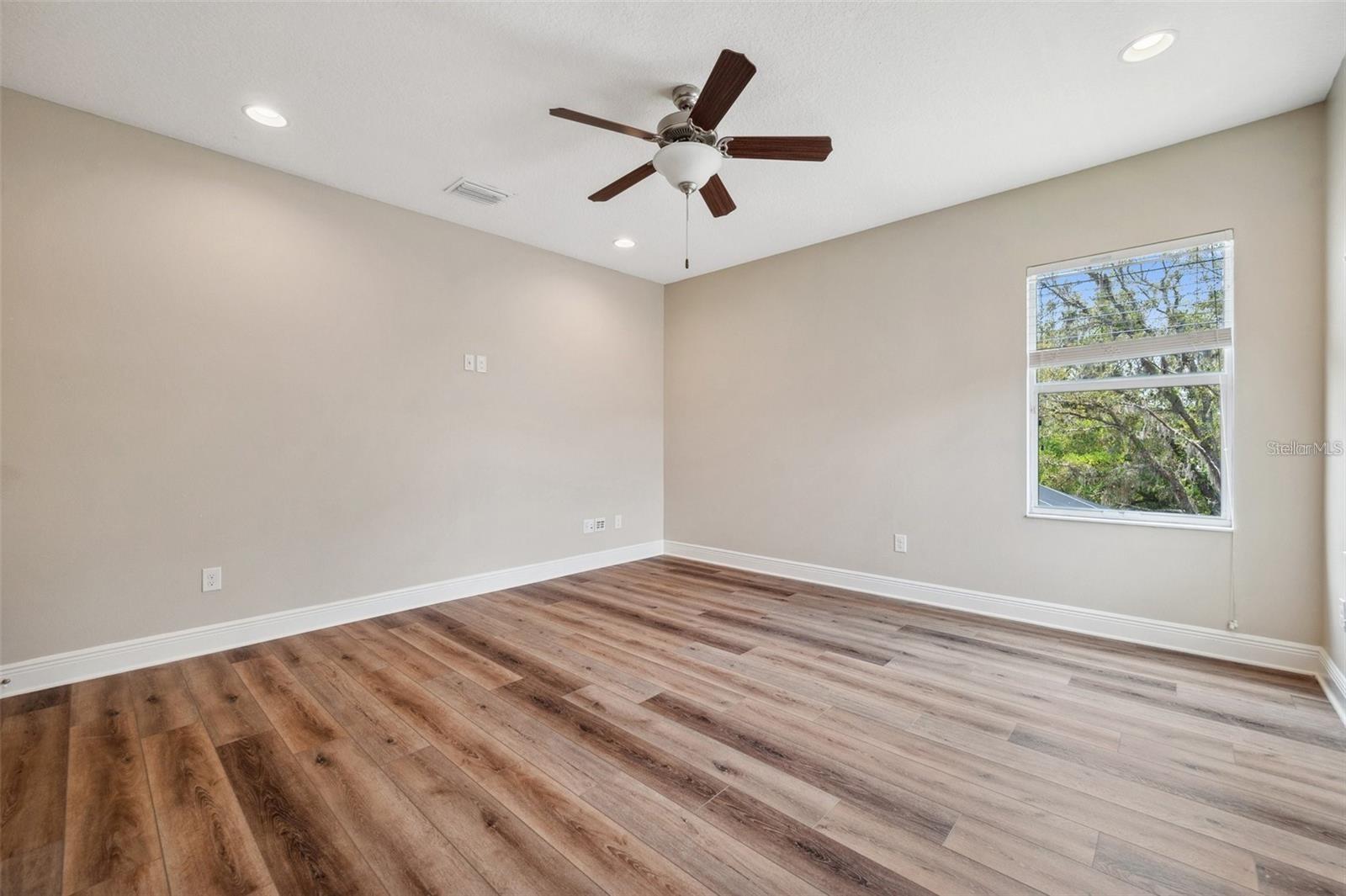 5117 LONGSPUR CT — photo 58
