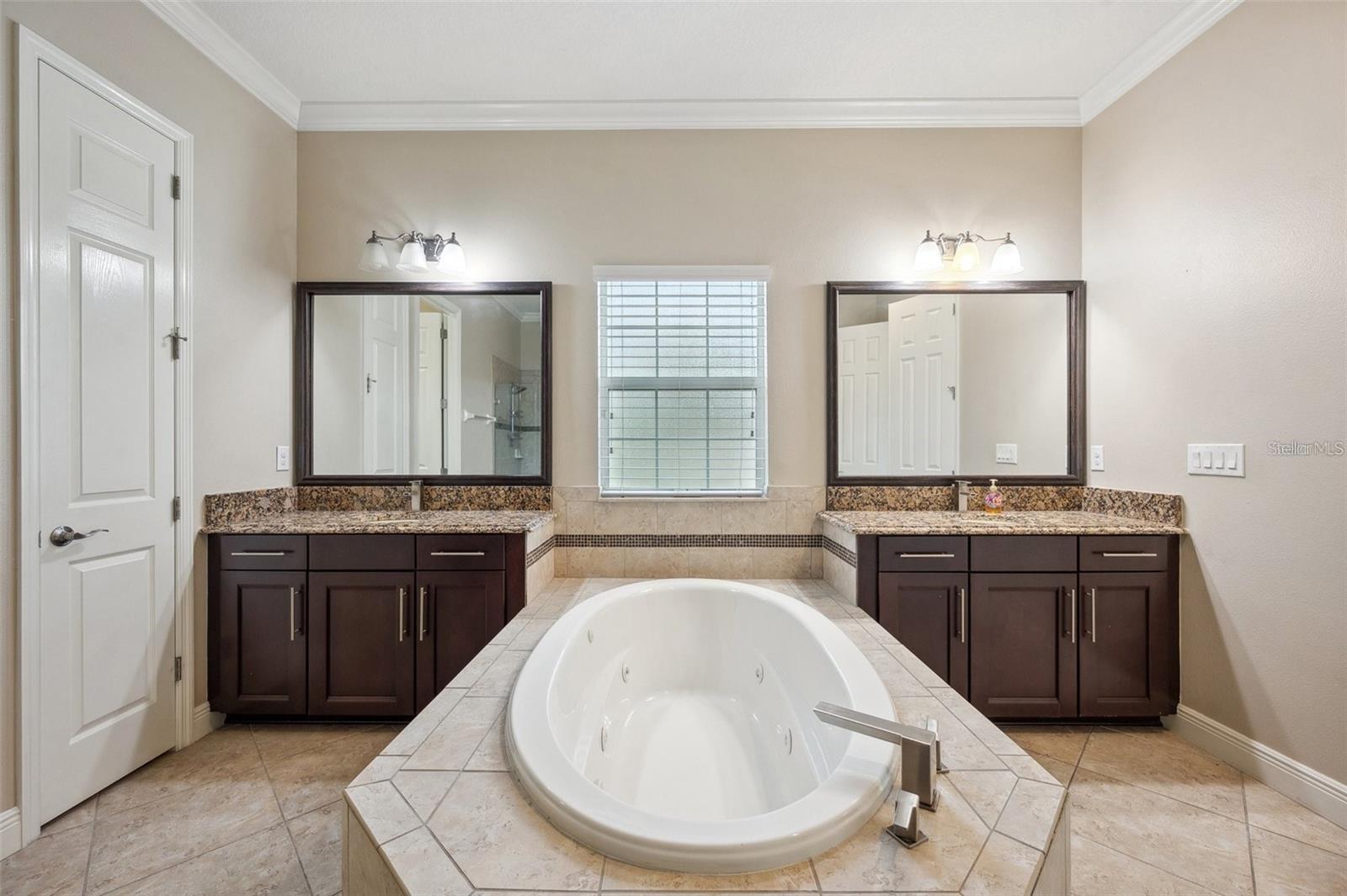 5117 LONGSPUR CT — photo 37