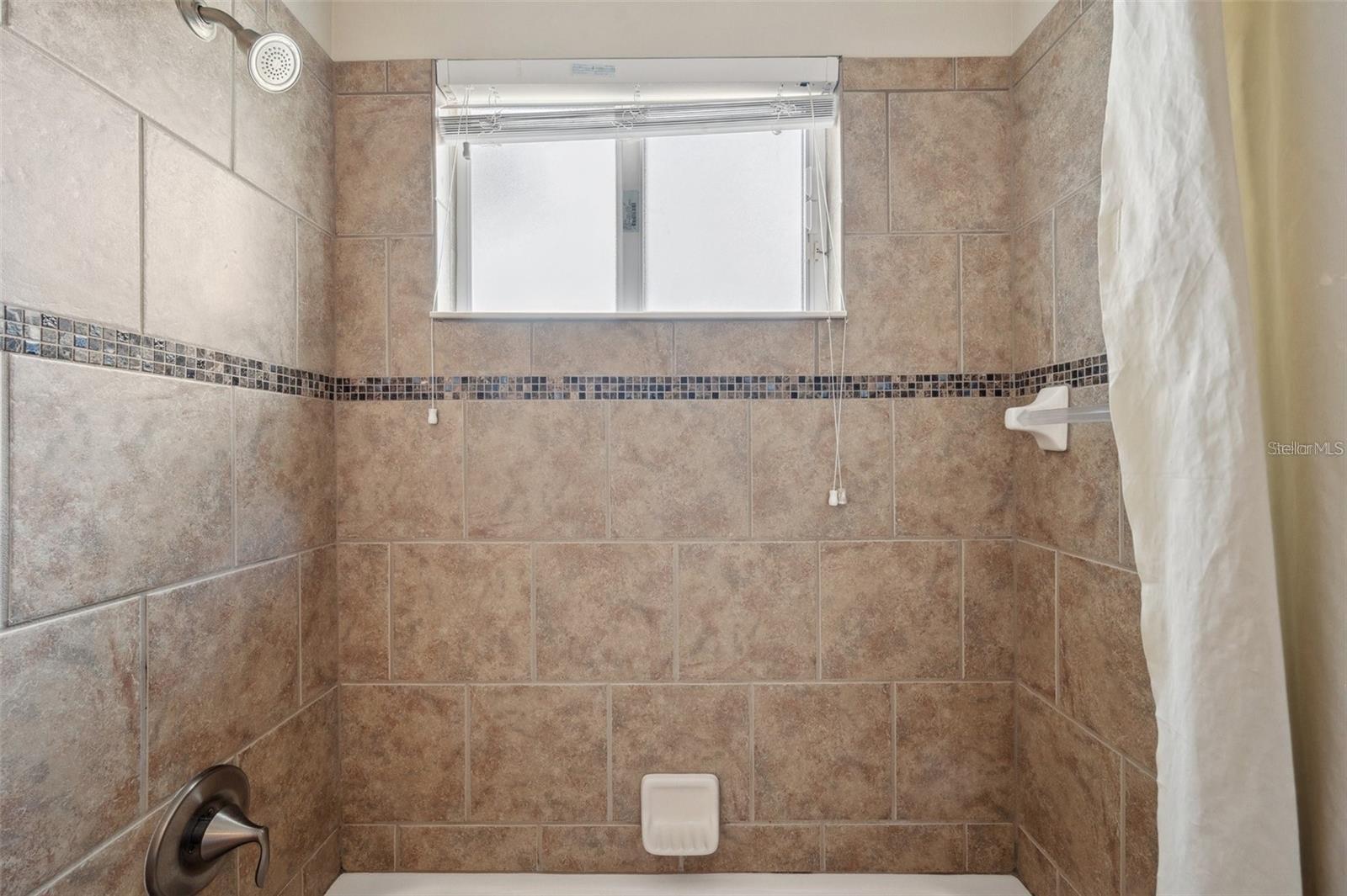 5117 LONGSPUR CT — photo 46