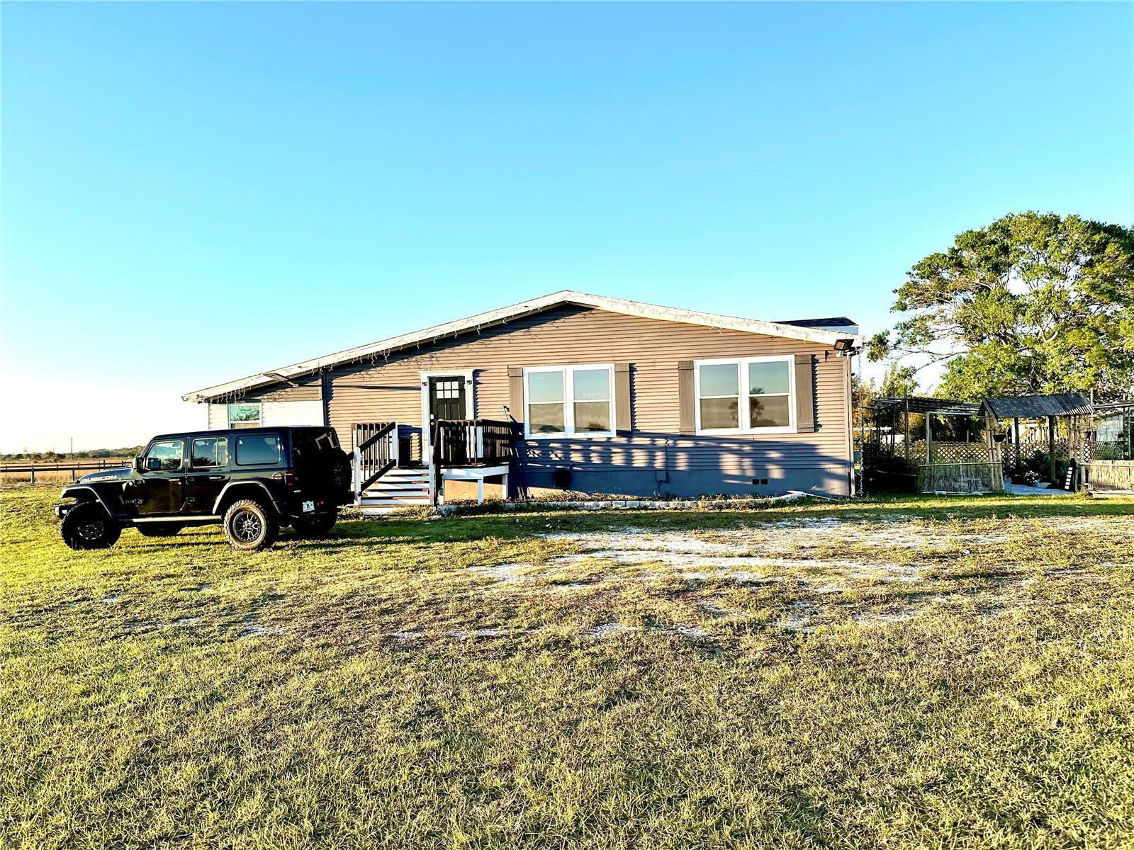 35495 SINGLETARY RD — photo 2