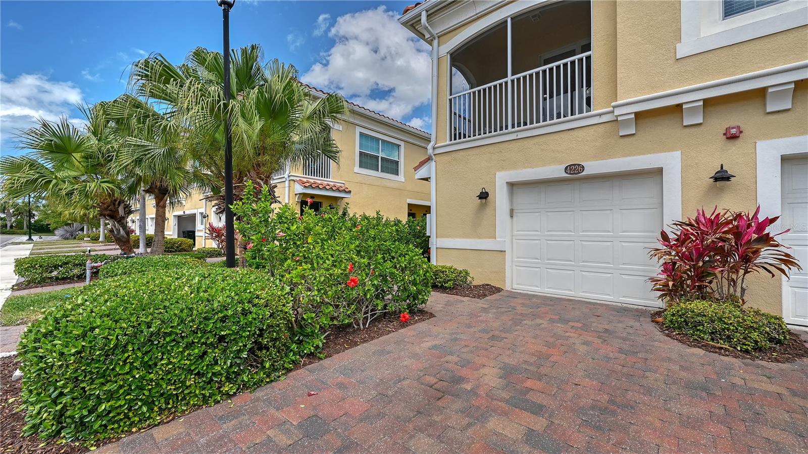 4226 FRONTIER LN #103 — photo 4