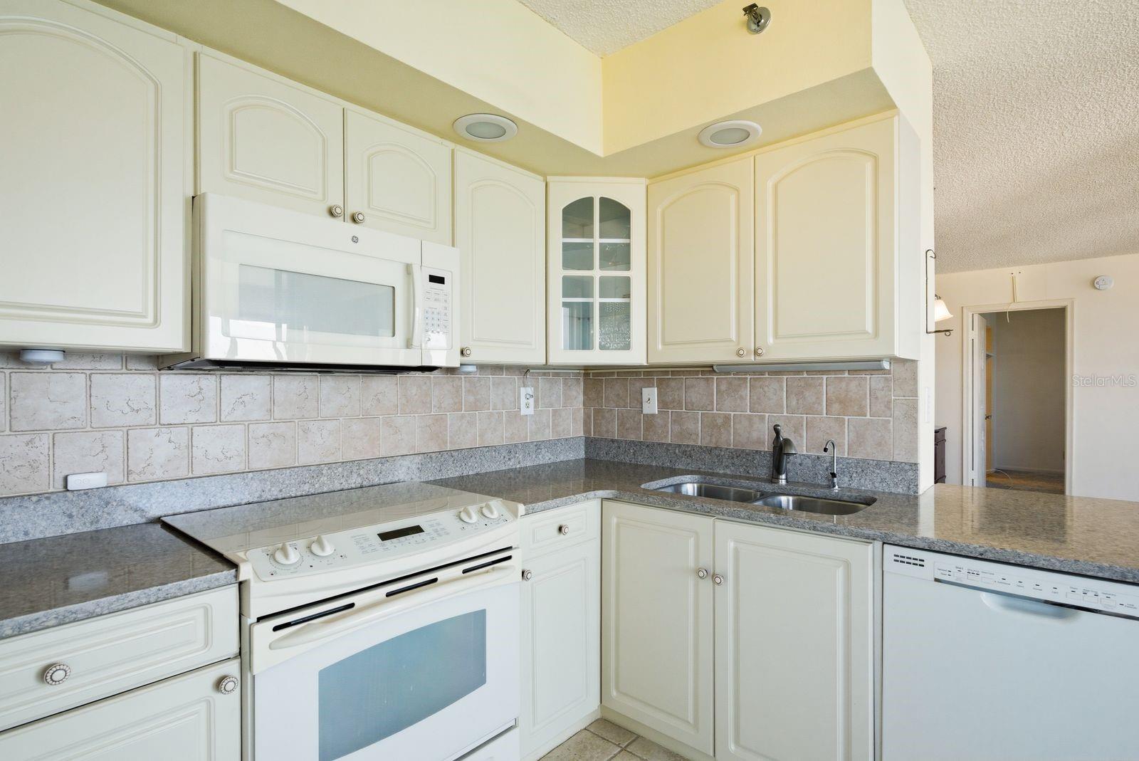 6287 BAHIA DEL MAR CIR #1202 — photo 13