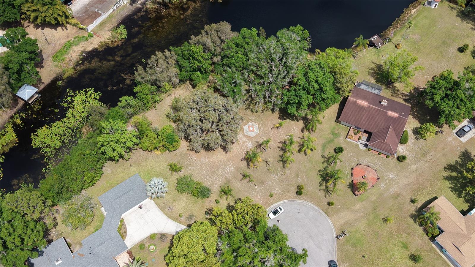 10502 HINDS PL — photo 22