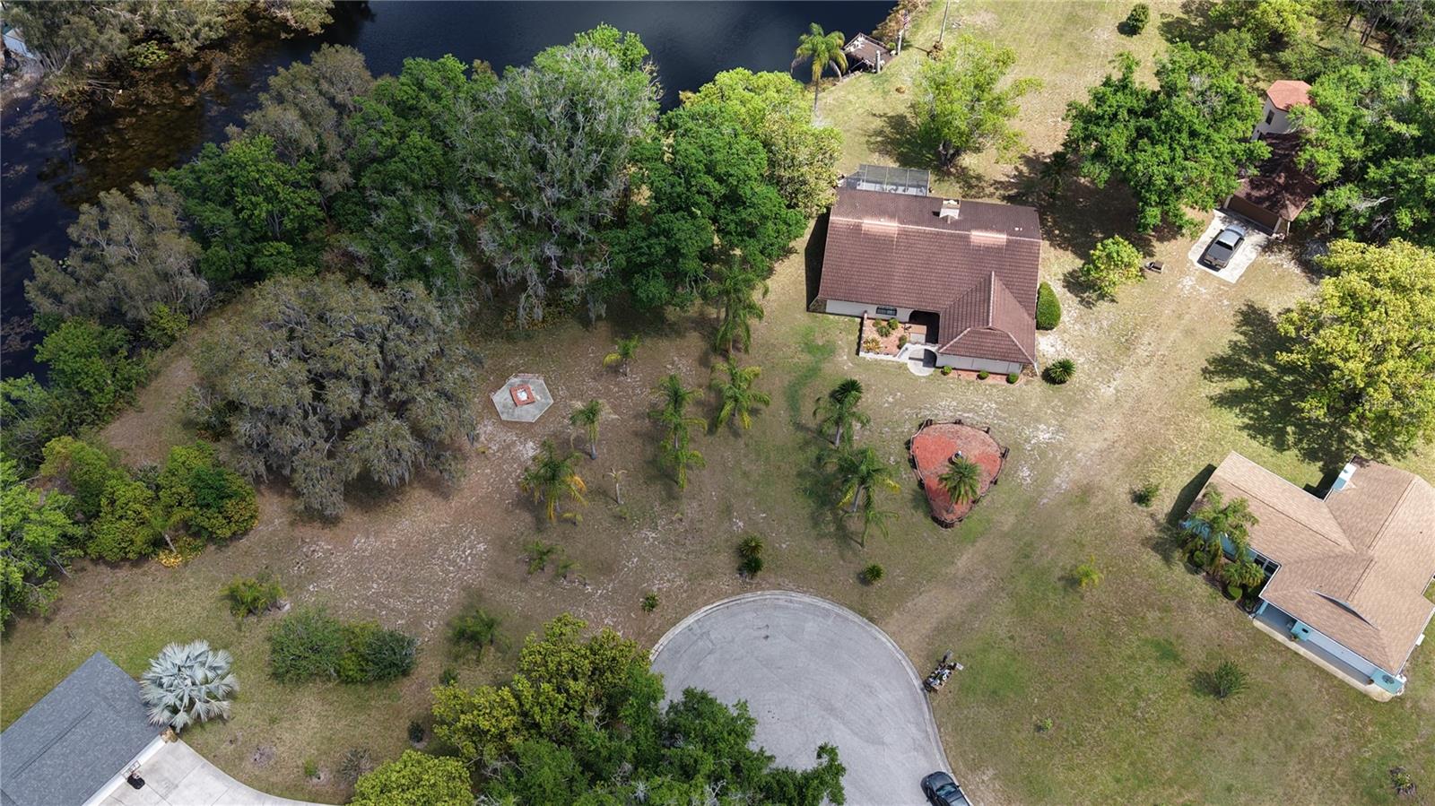10502 HINDS PL — photo 19
