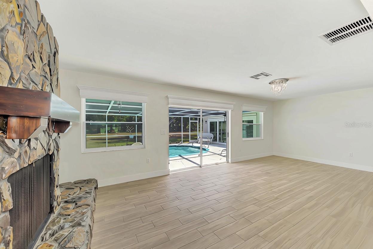 1620 MISSION VALLEY BLVD — photo 14