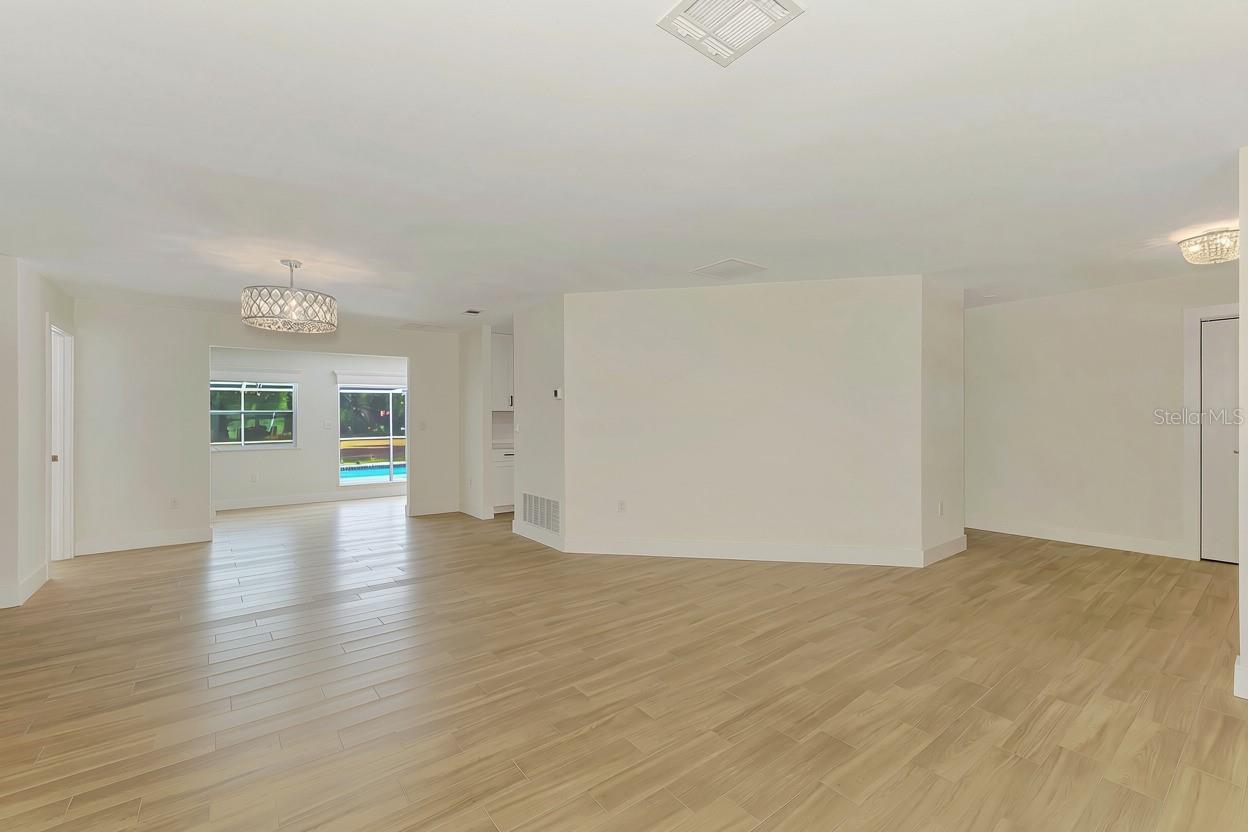 1620 MISSION VALLEY BLVD — photo 12