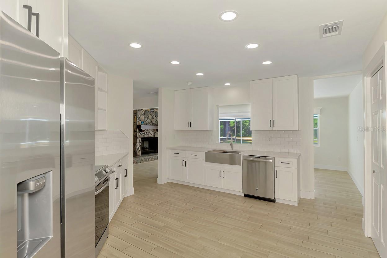 1620 MISSION VALLEY BLVD — photo 18