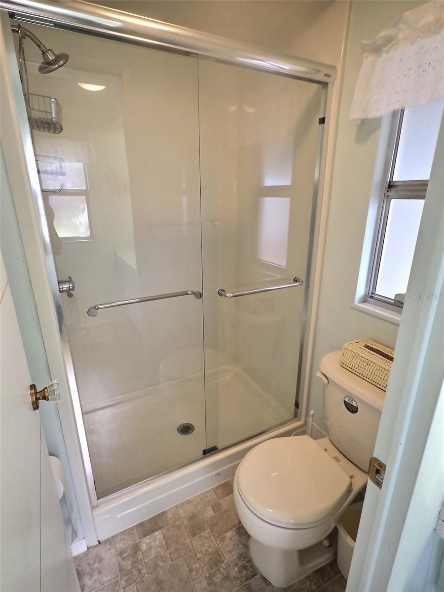 46 PALM FOREST DR — photo 17