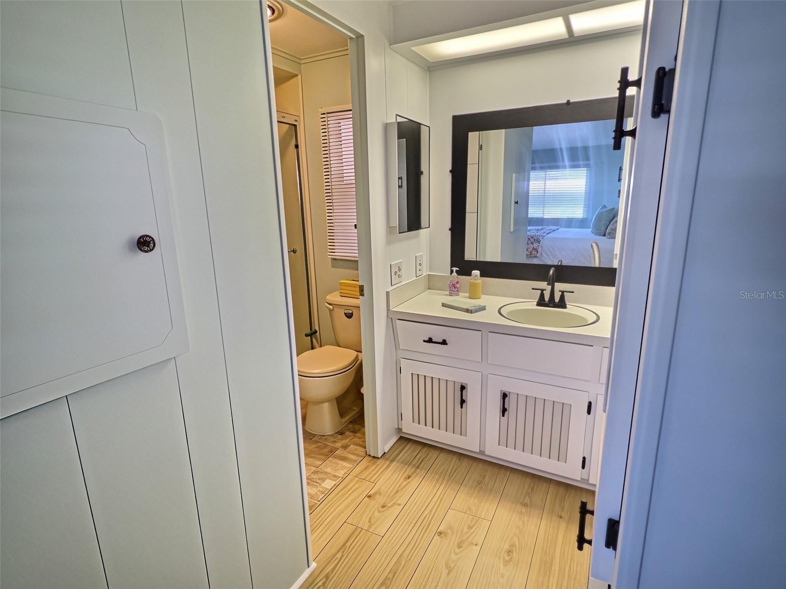 46 PALM FOREST DR — photo 24