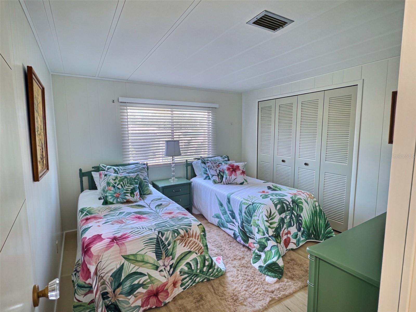 46 PALM FOREST DR — photo 19
