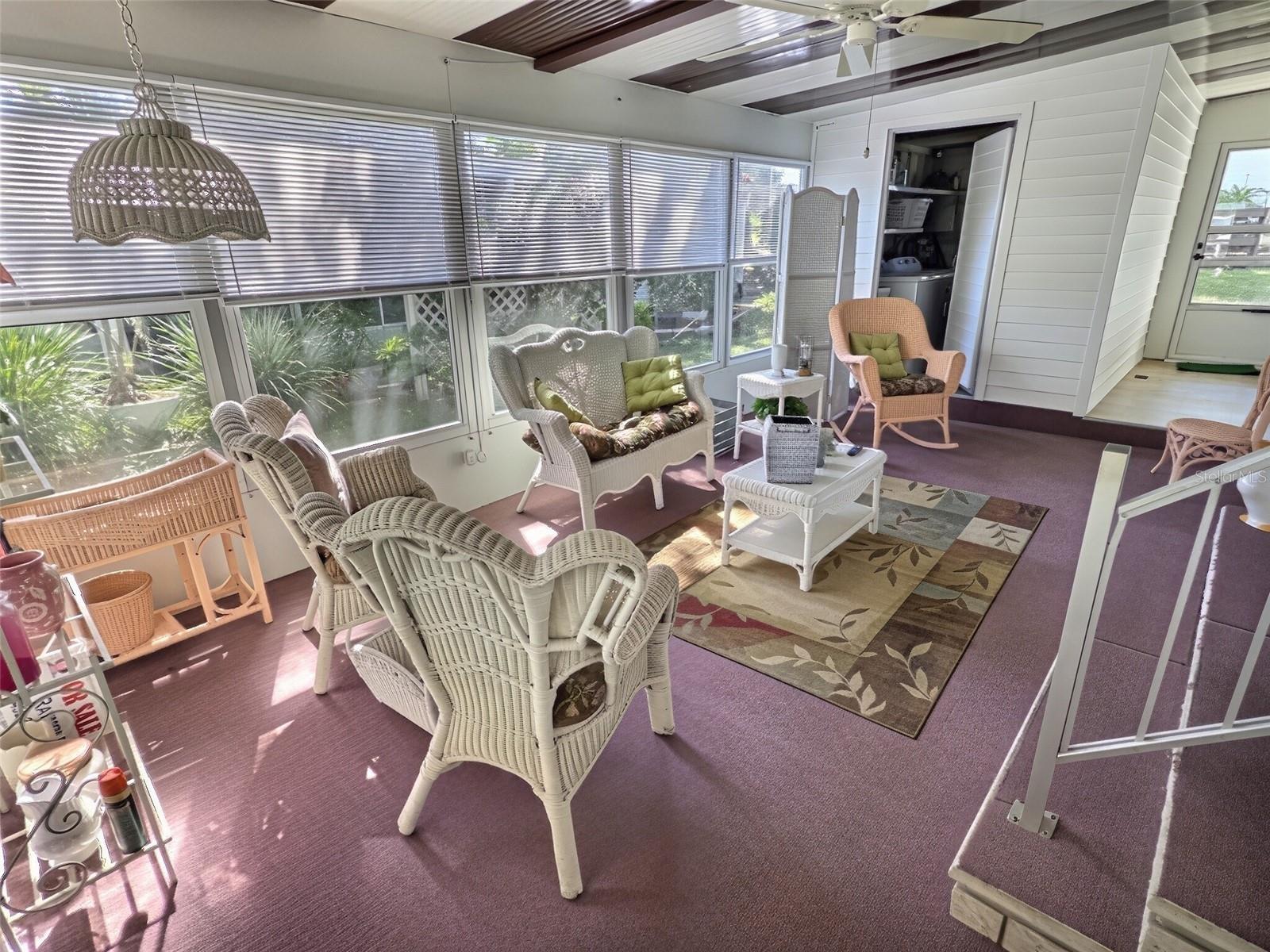 46 PALM FOREST DR — photo 12