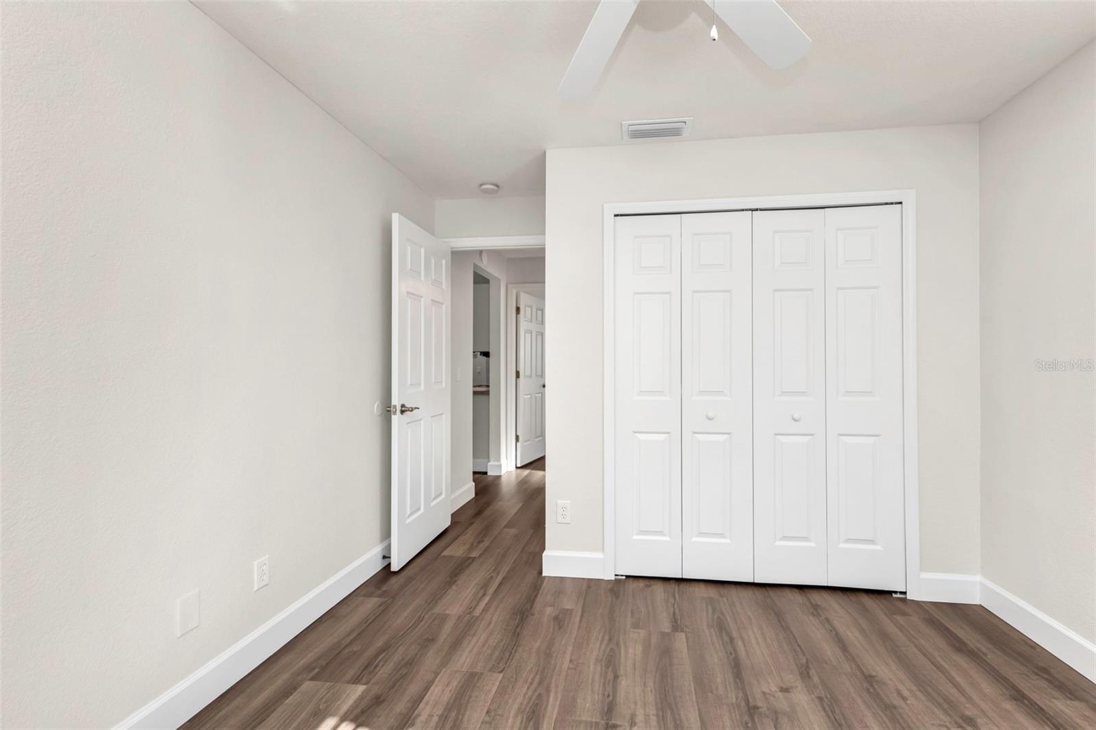 2485 TRAVERSE AVE — photo 31