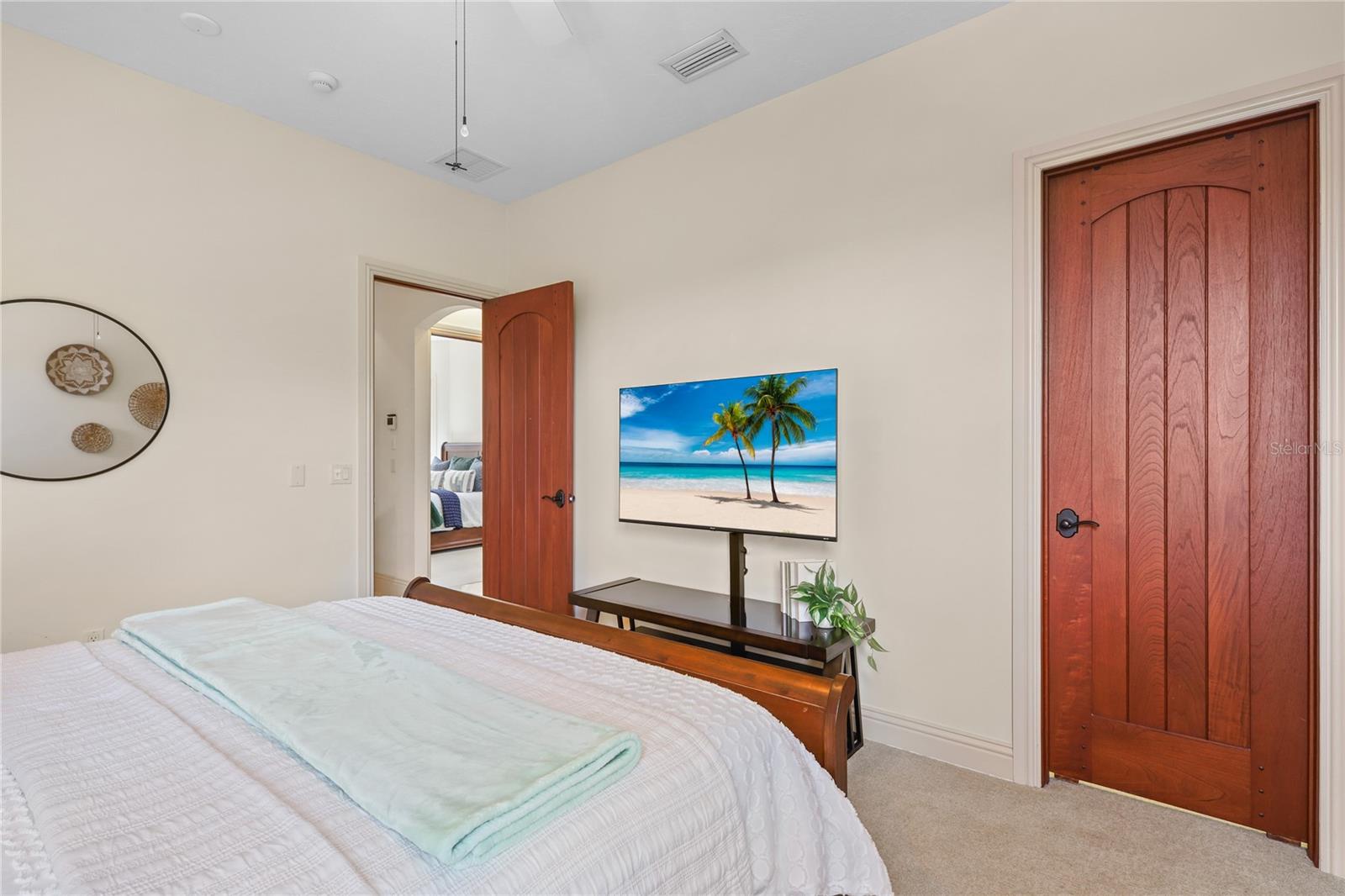 7158 HAWKS HARBOR CIR — photo 42