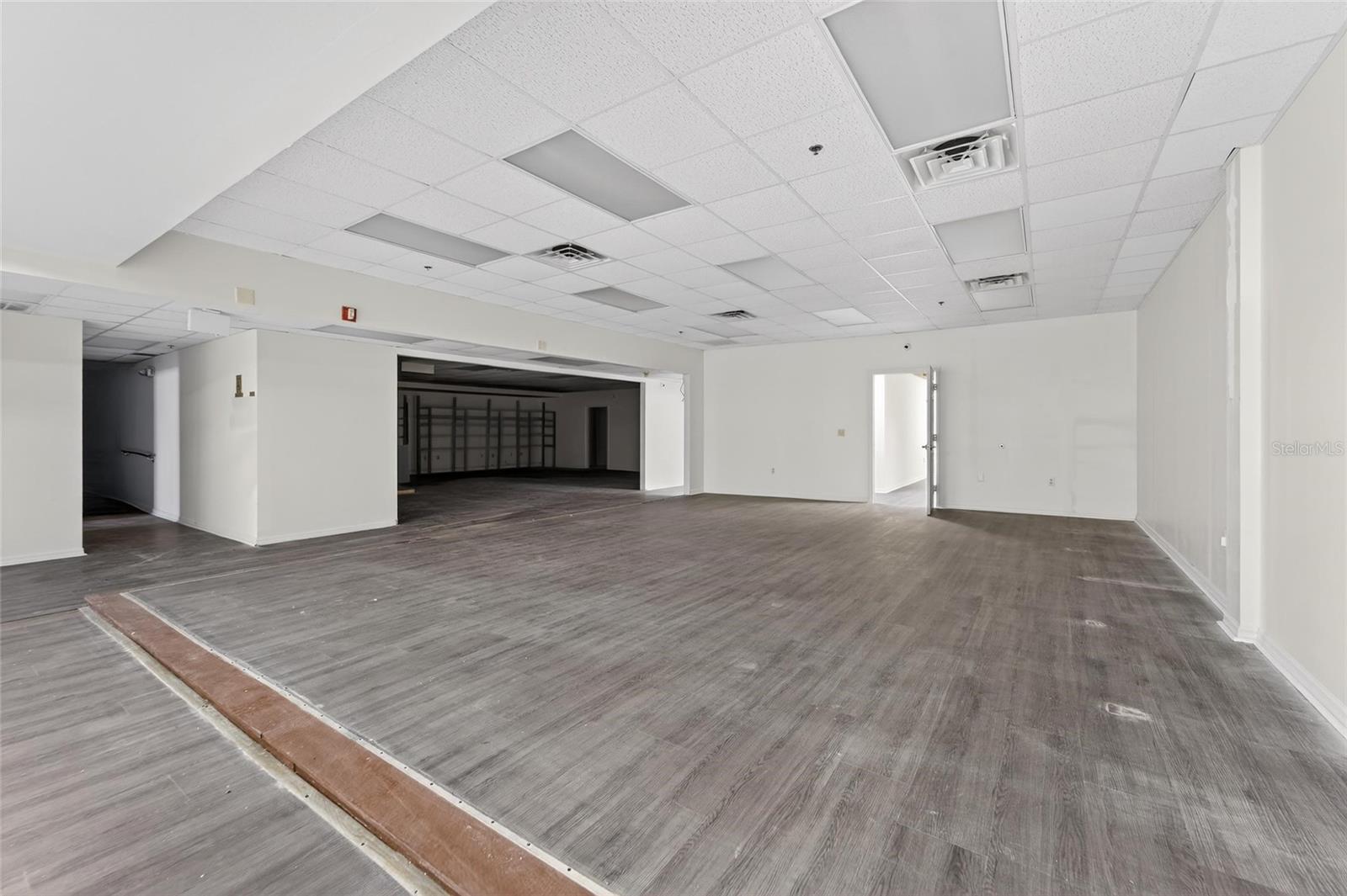 106 N EVERS ST — photo 31