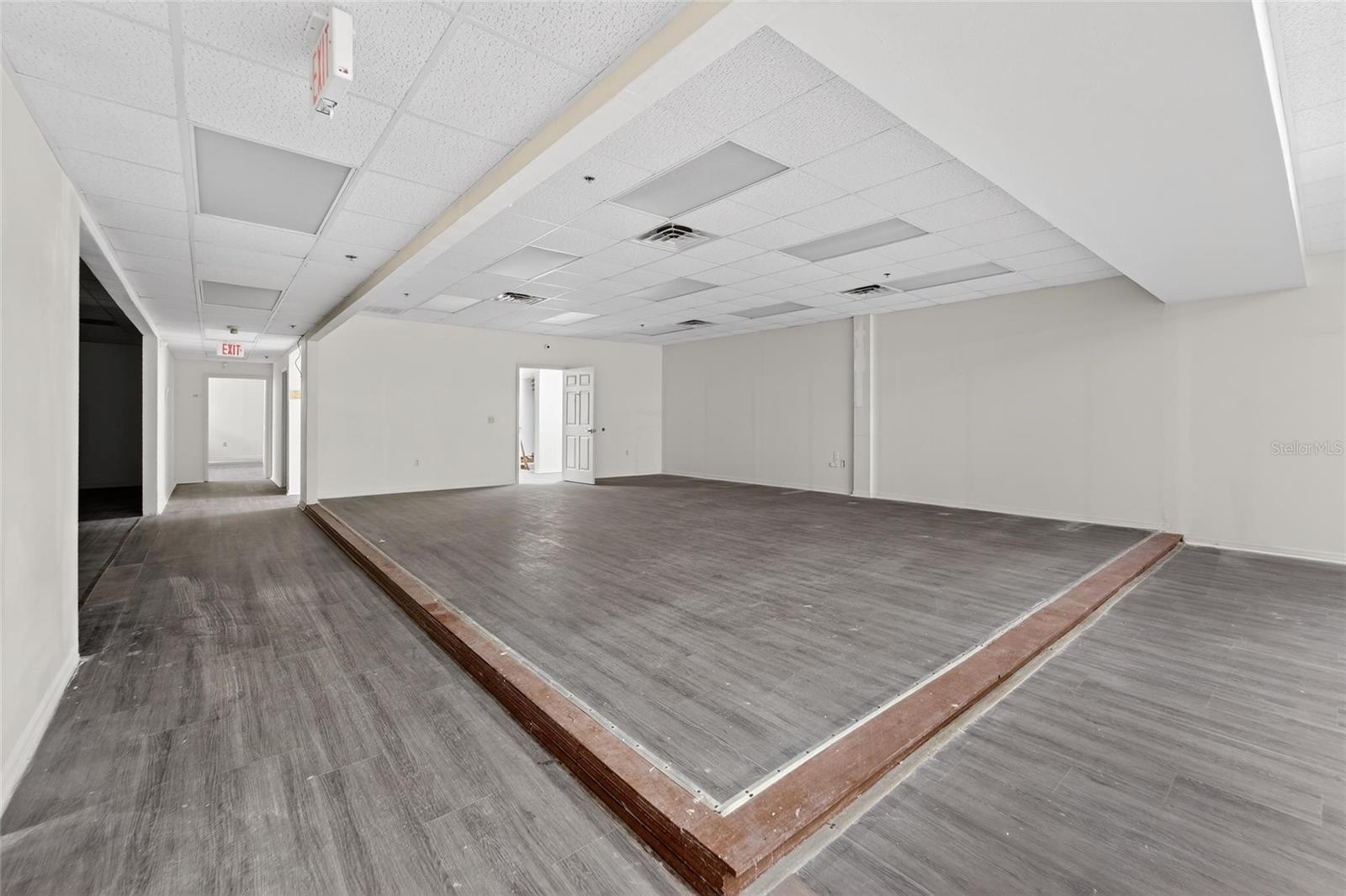 106 N EVERS ST — photo 32