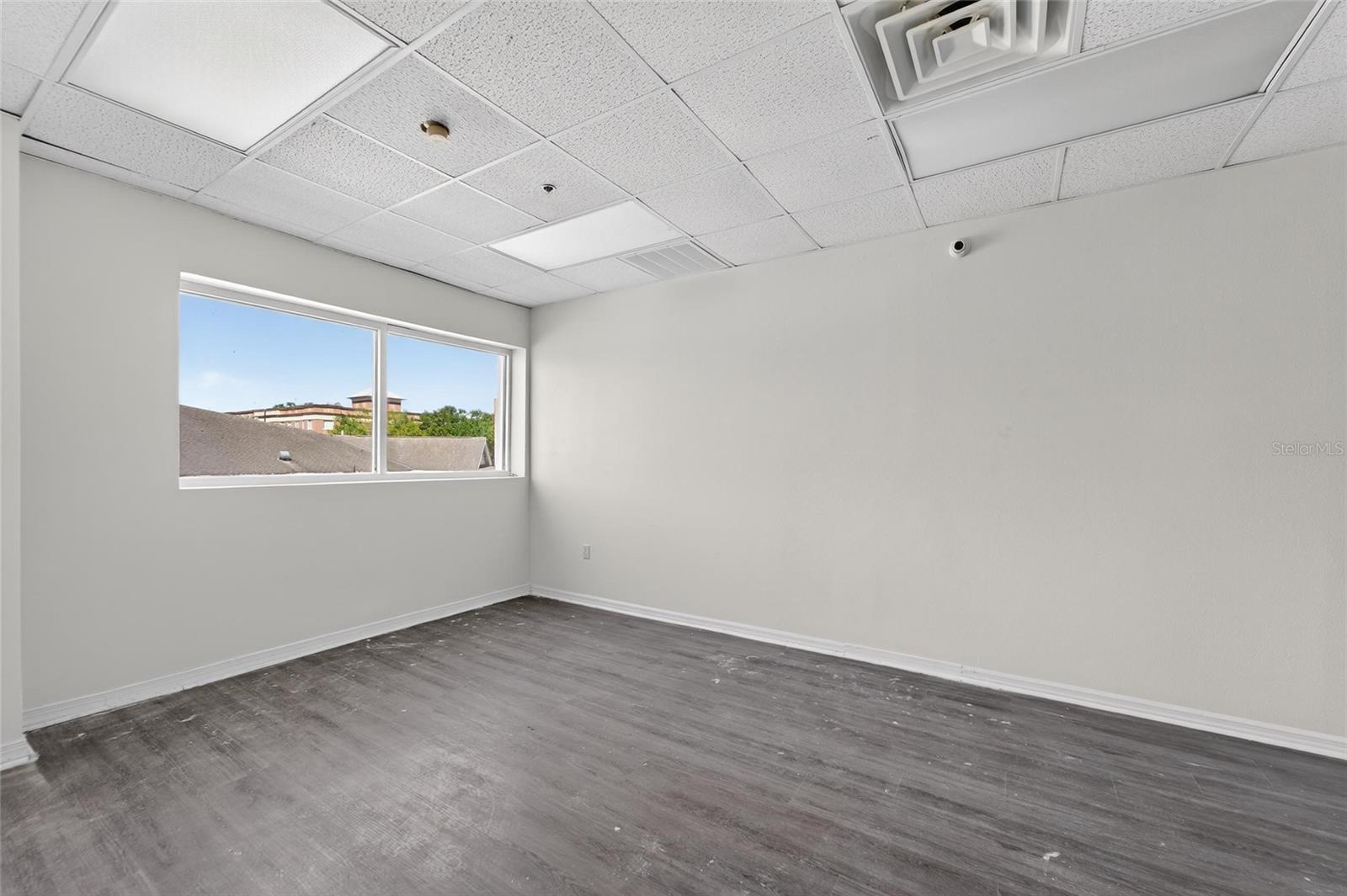 106 N EVERS ST — photo 22
