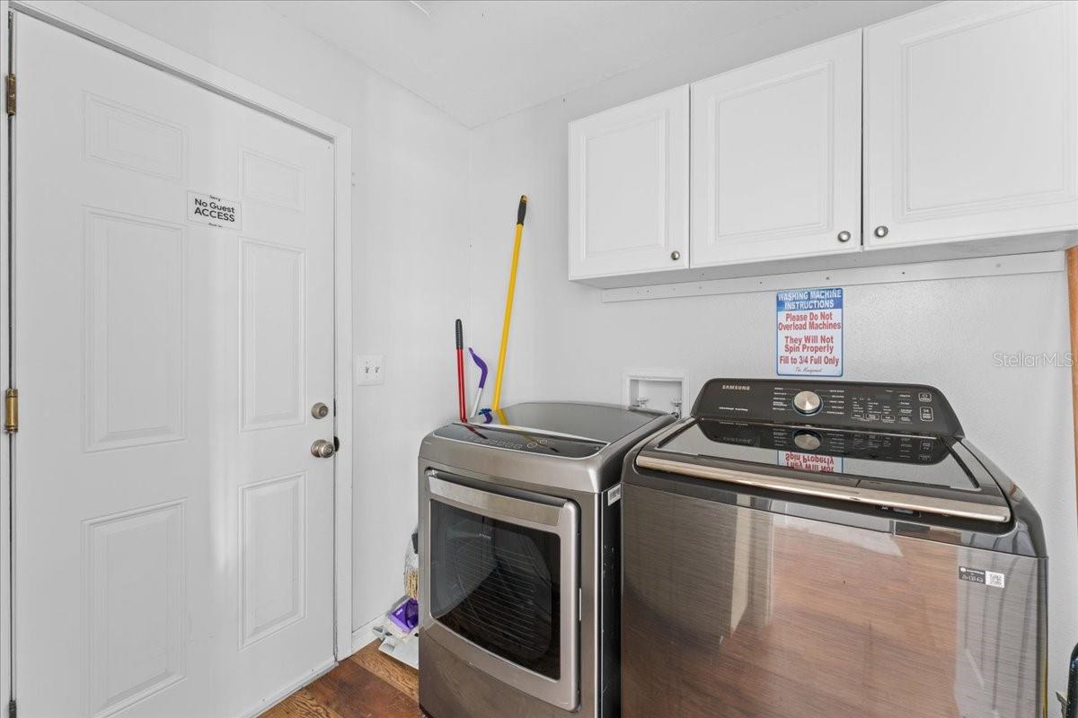 905 STRATFORD MANOR DR — photo 16