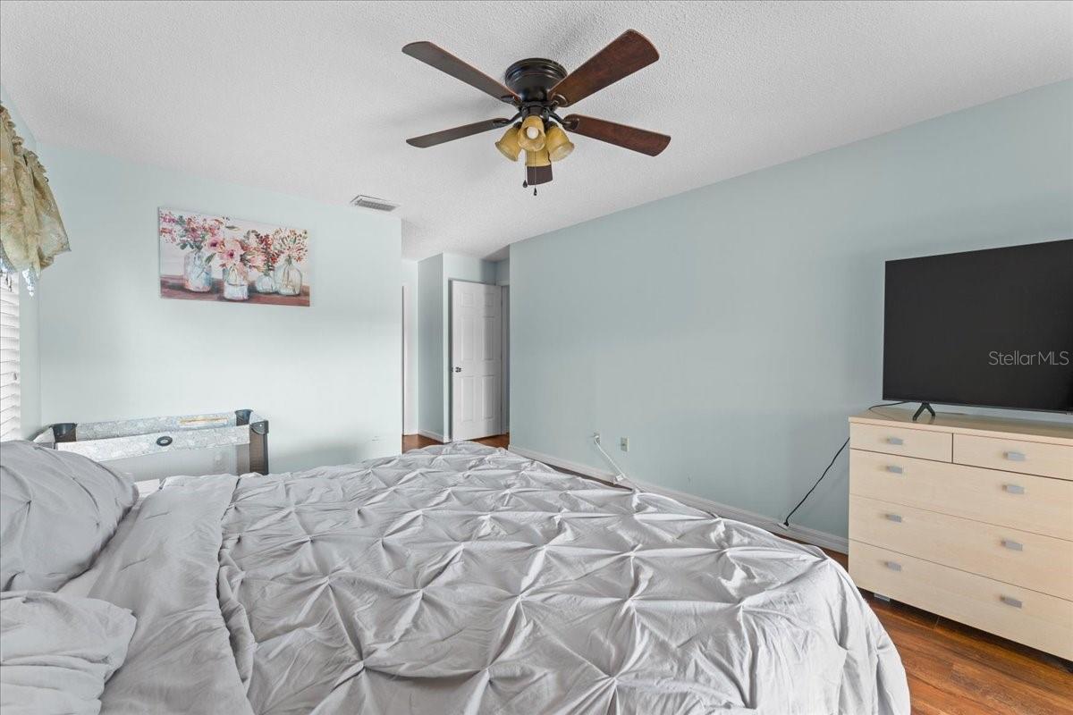 905 STRATFORD MANOR DR — photo 34