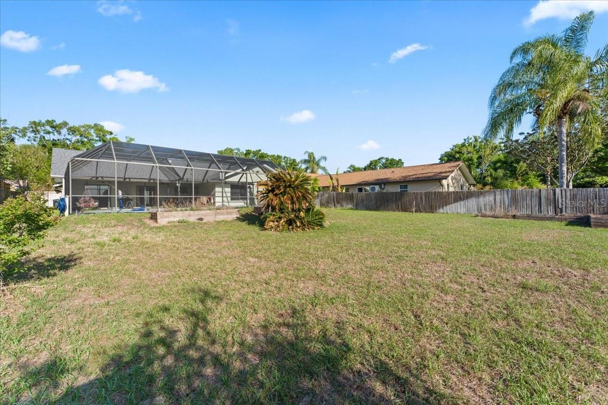 905 STRATFORD MANOR DR — photo 39