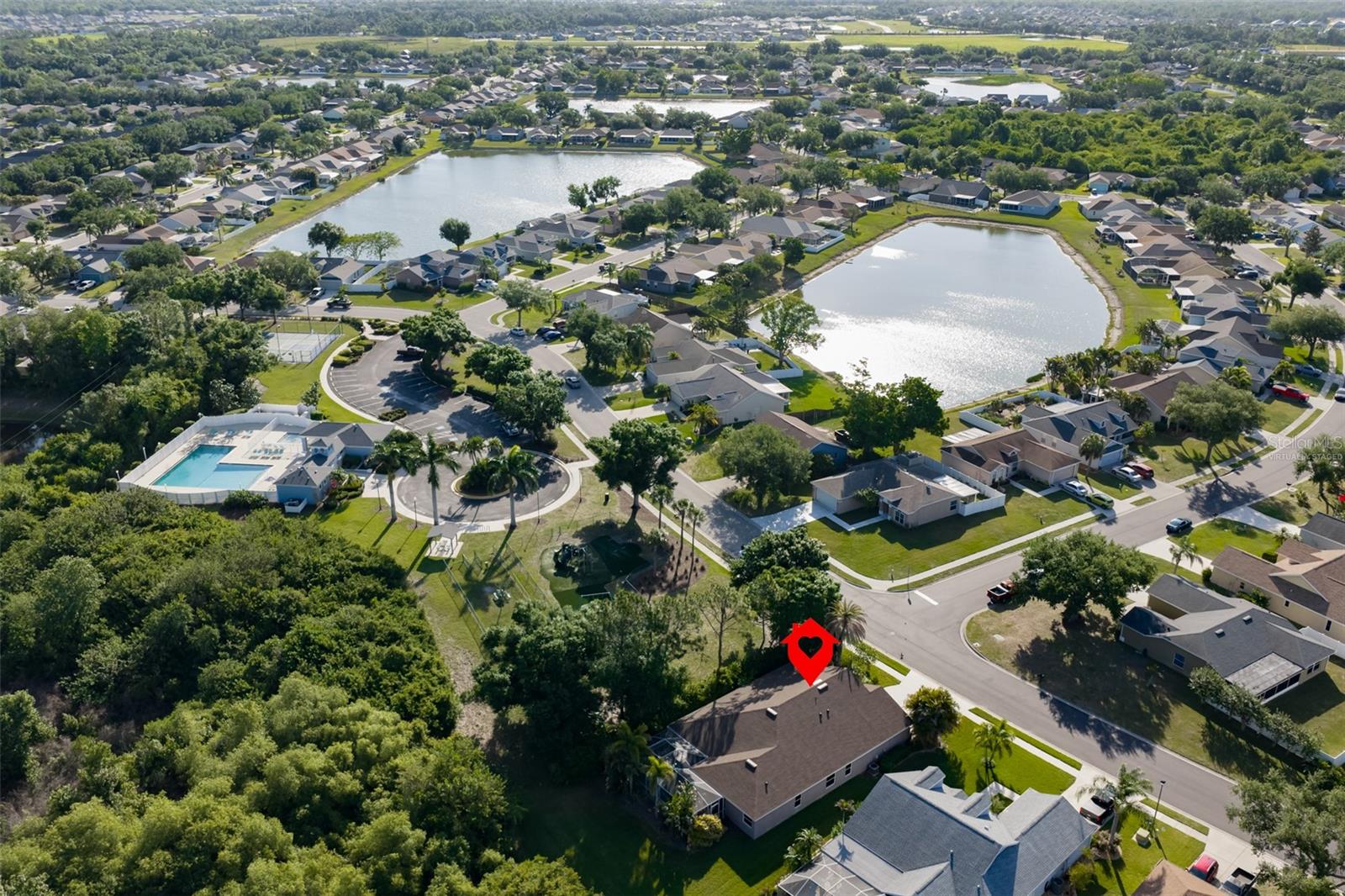 4061 KINGSFIELD DR — photo 52